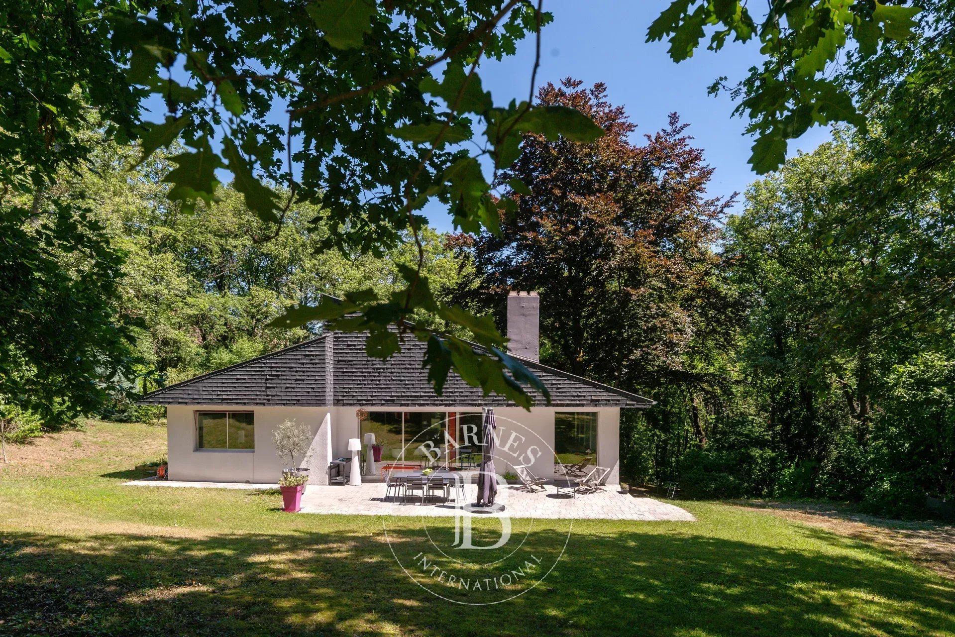 Ev Tassin-la-Demi-Lune