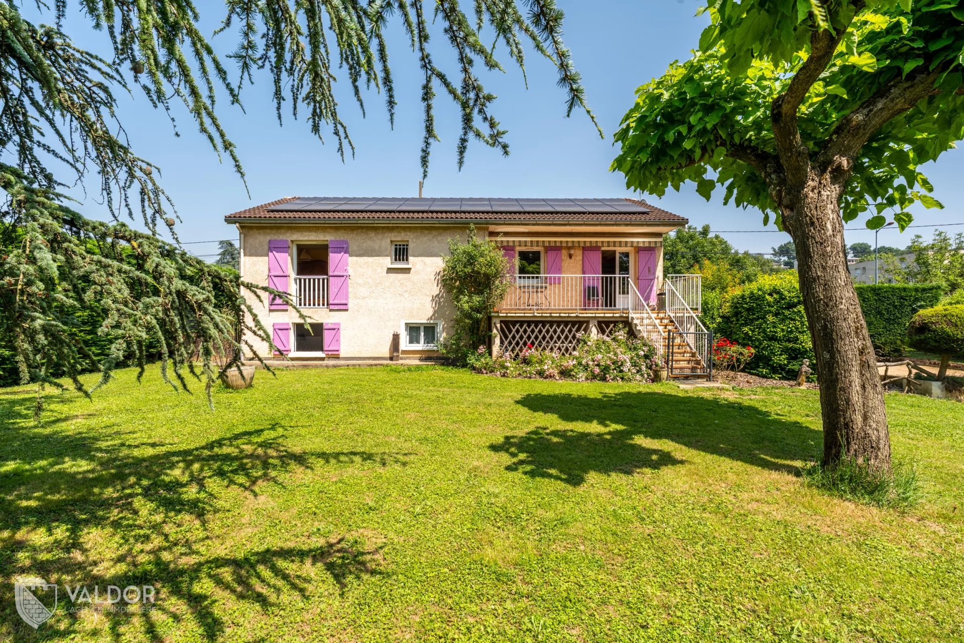 Maison individuelle à fort potentiel avec vue sur la Saône – JASSANS-RIOTTIER