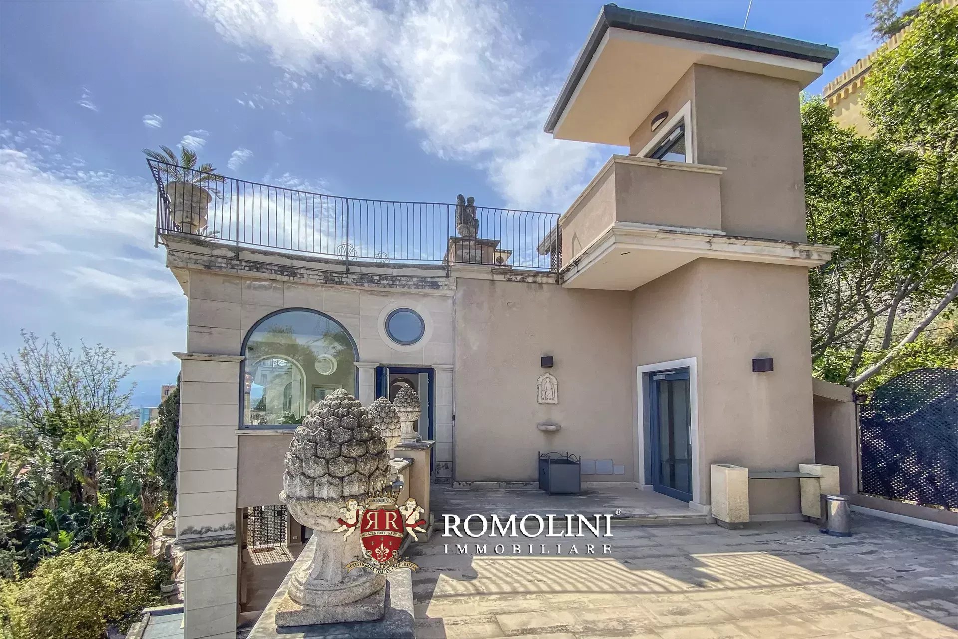 LUXURY SEA VIEW VILLA WITH POOL FOR SALE IN TAORMINA, SICILY
