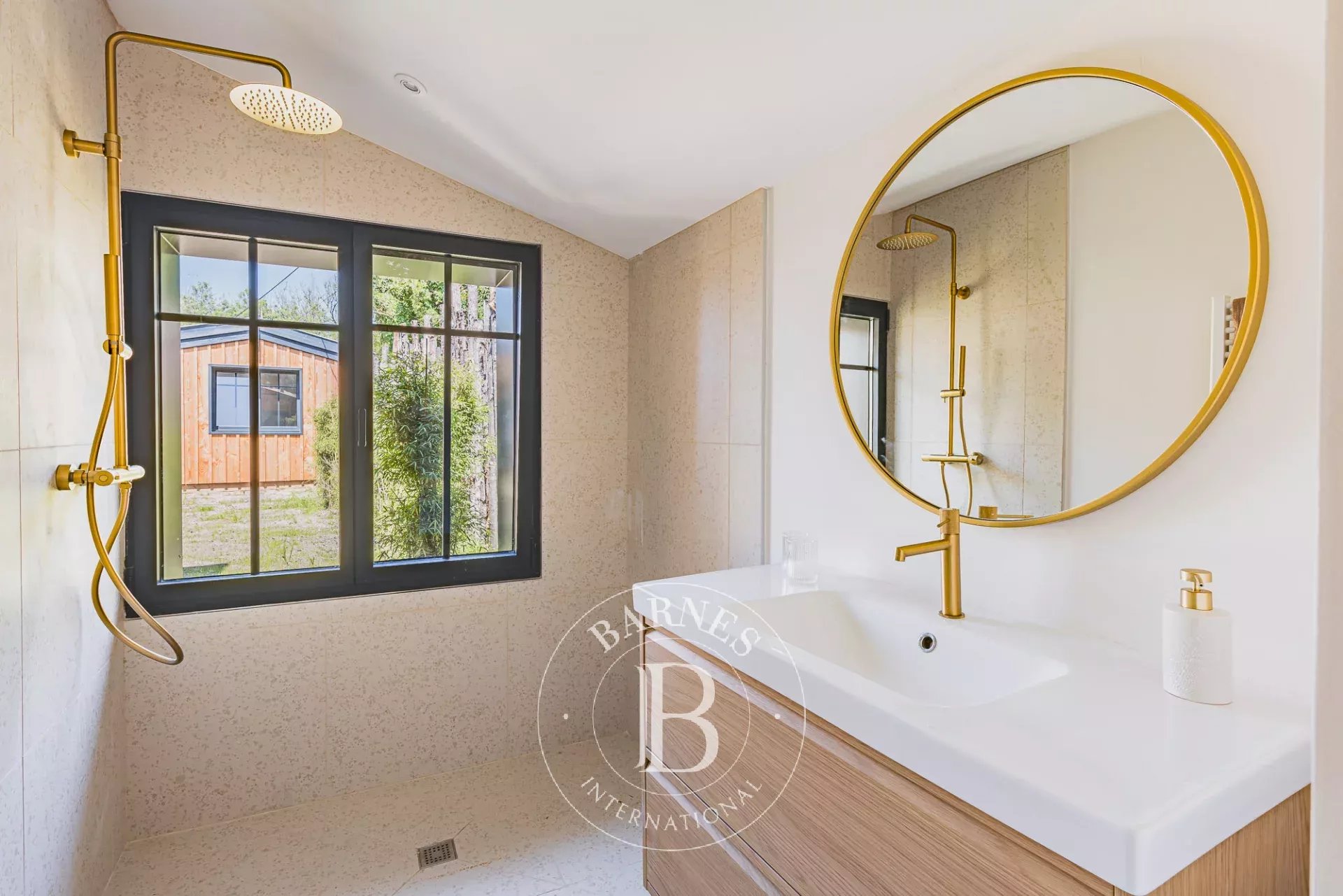 Ev Cap-Ferret - picture 13