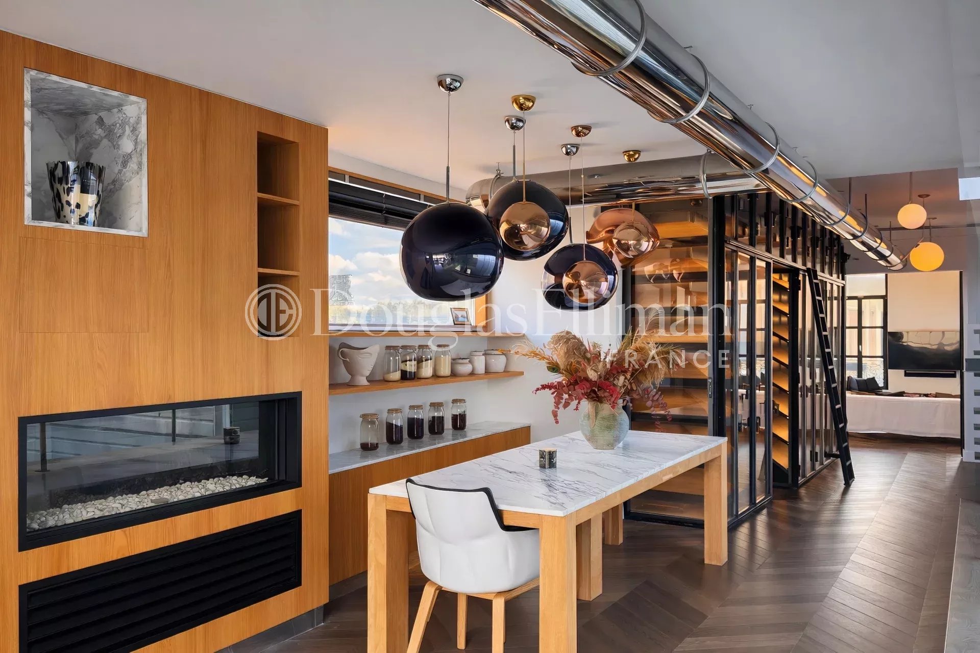 BORDEAUX CHARTRONS – Luxe Suspendu – Terrasses et Garage - Image nᵒ3