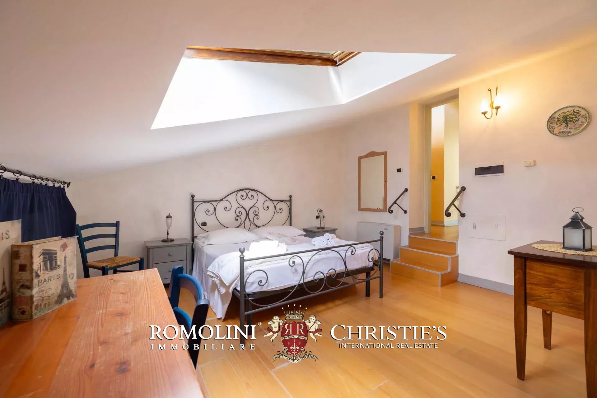 15 Bedroom Villa/Townhouse's Image 76