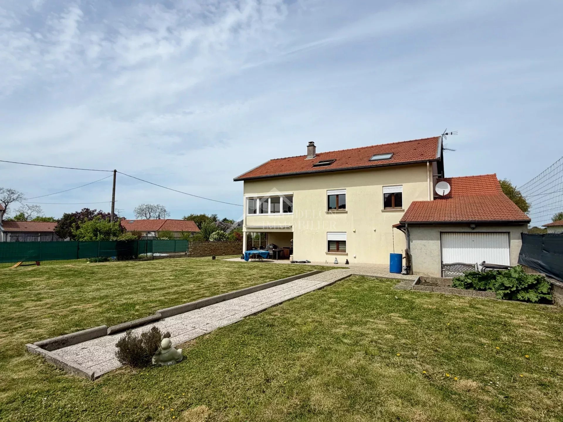 Agence immobilière de 