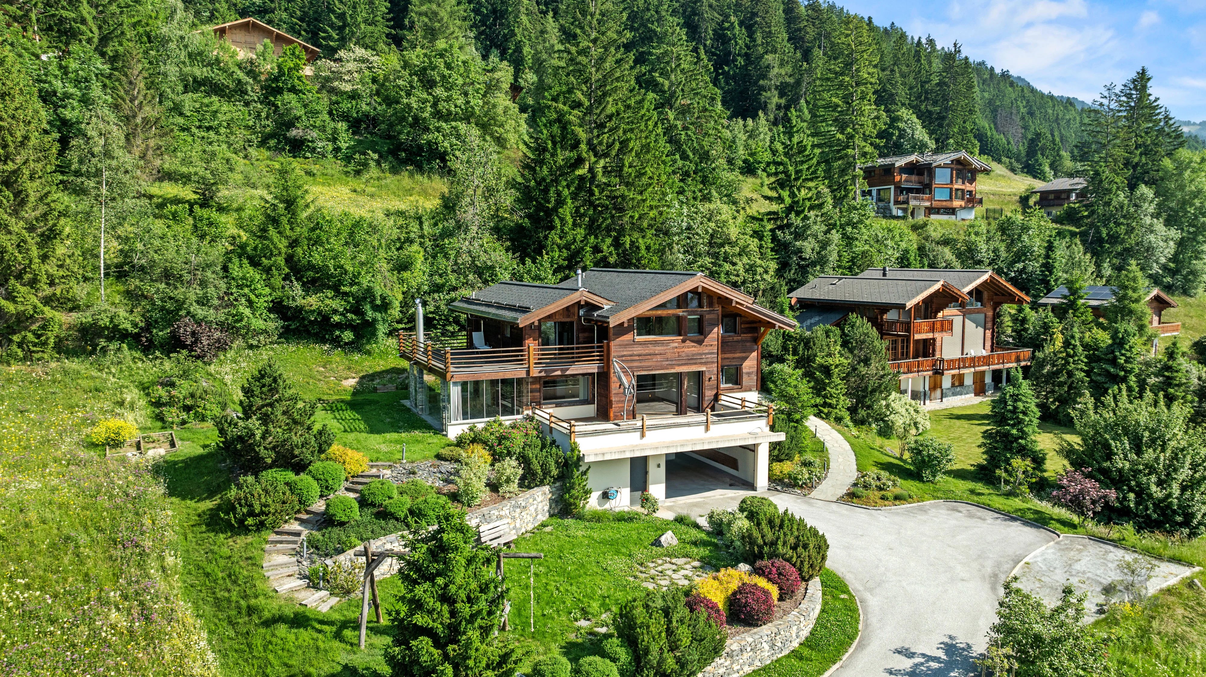 Contemporary High-End Chalet Nestled in Nature in Arbaz
