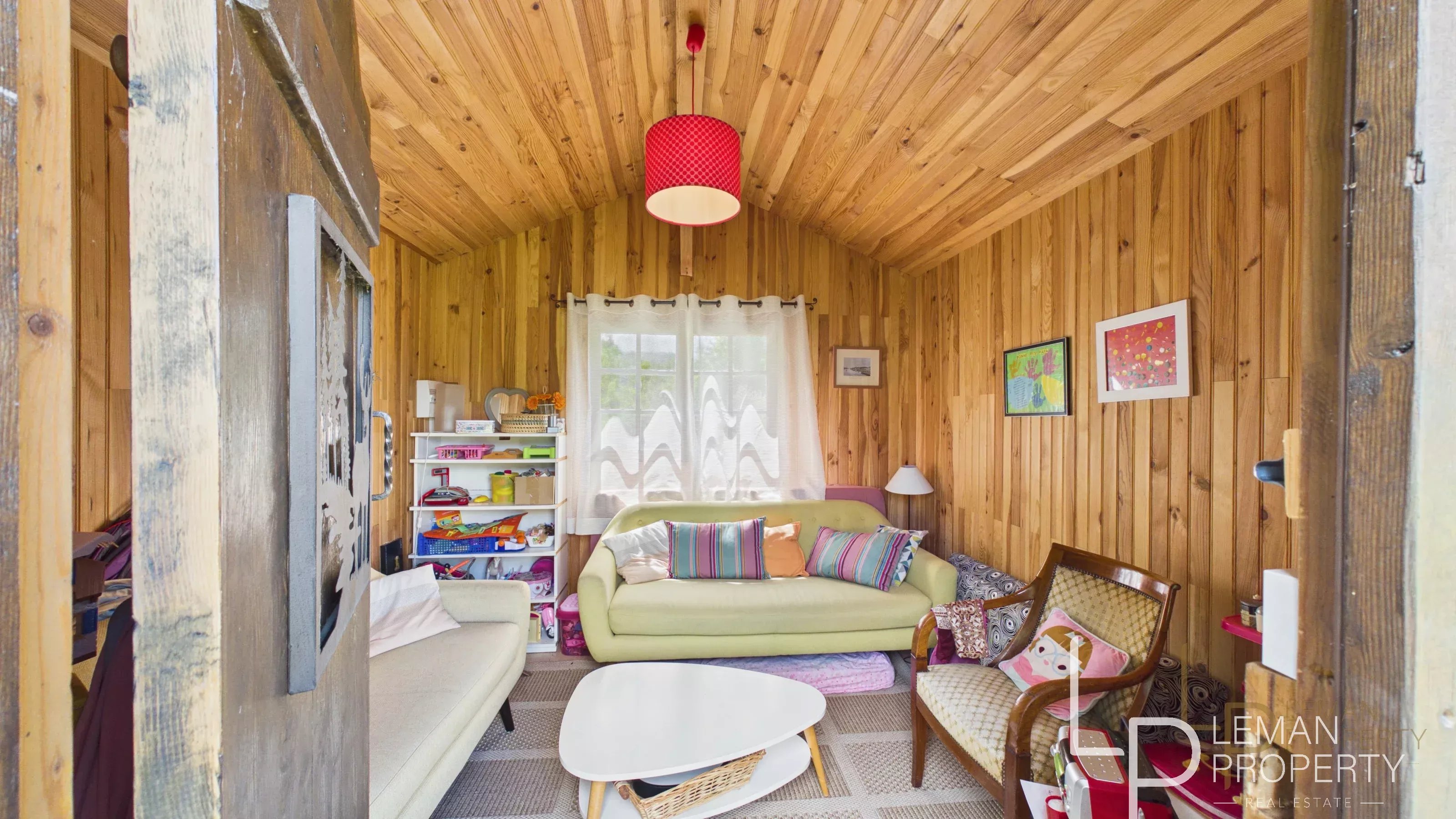 L'agence Leman property vous propose un maison à la vente