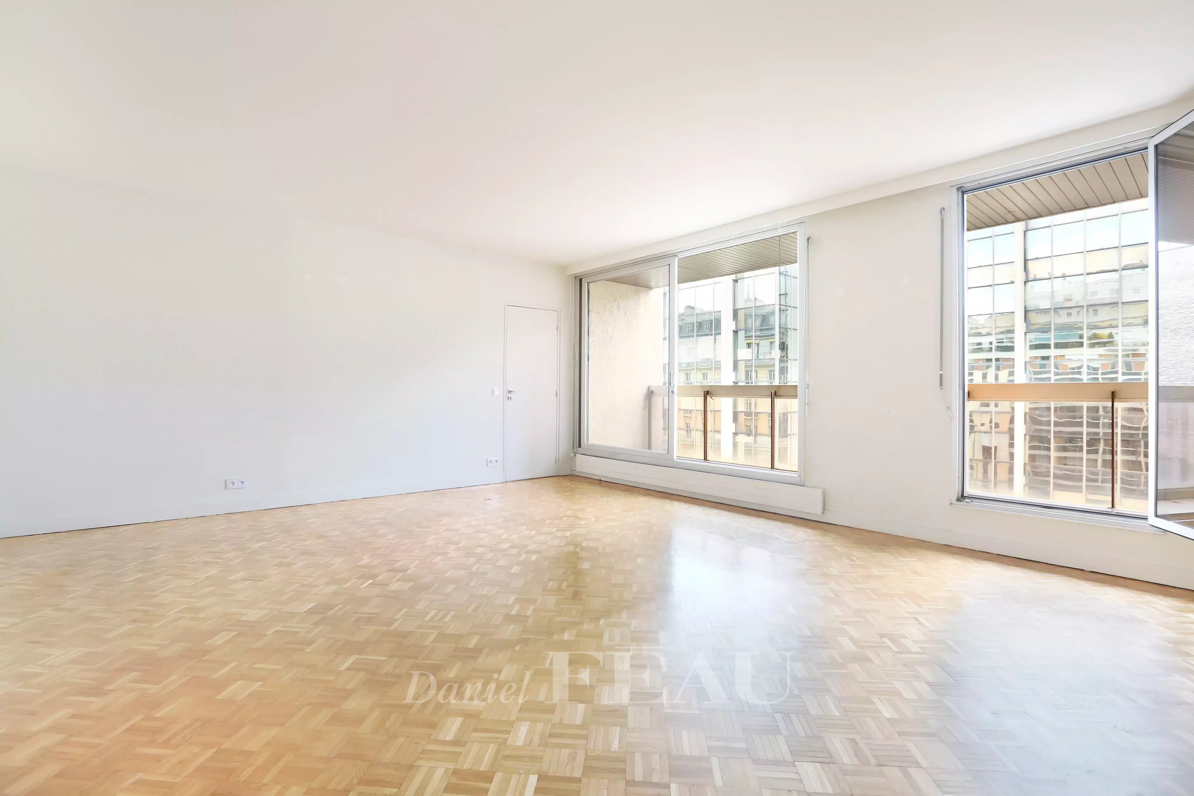 Sale Apartment Paris 15th