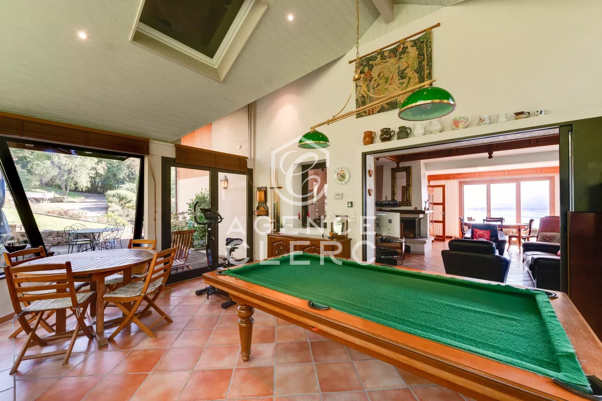 4 Bedroom Villa/Townhouse's Image 7