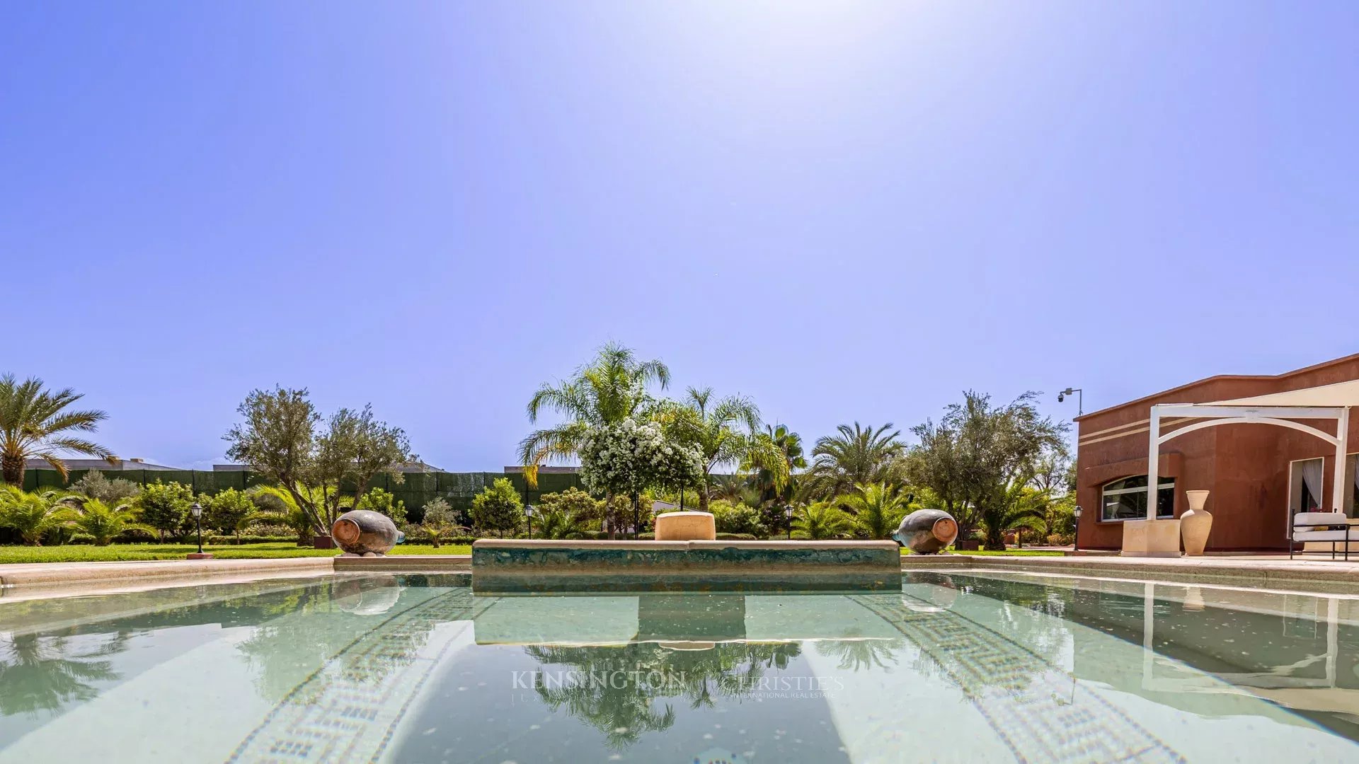 9 Bedroom Villa/Townhouse's Image 47
