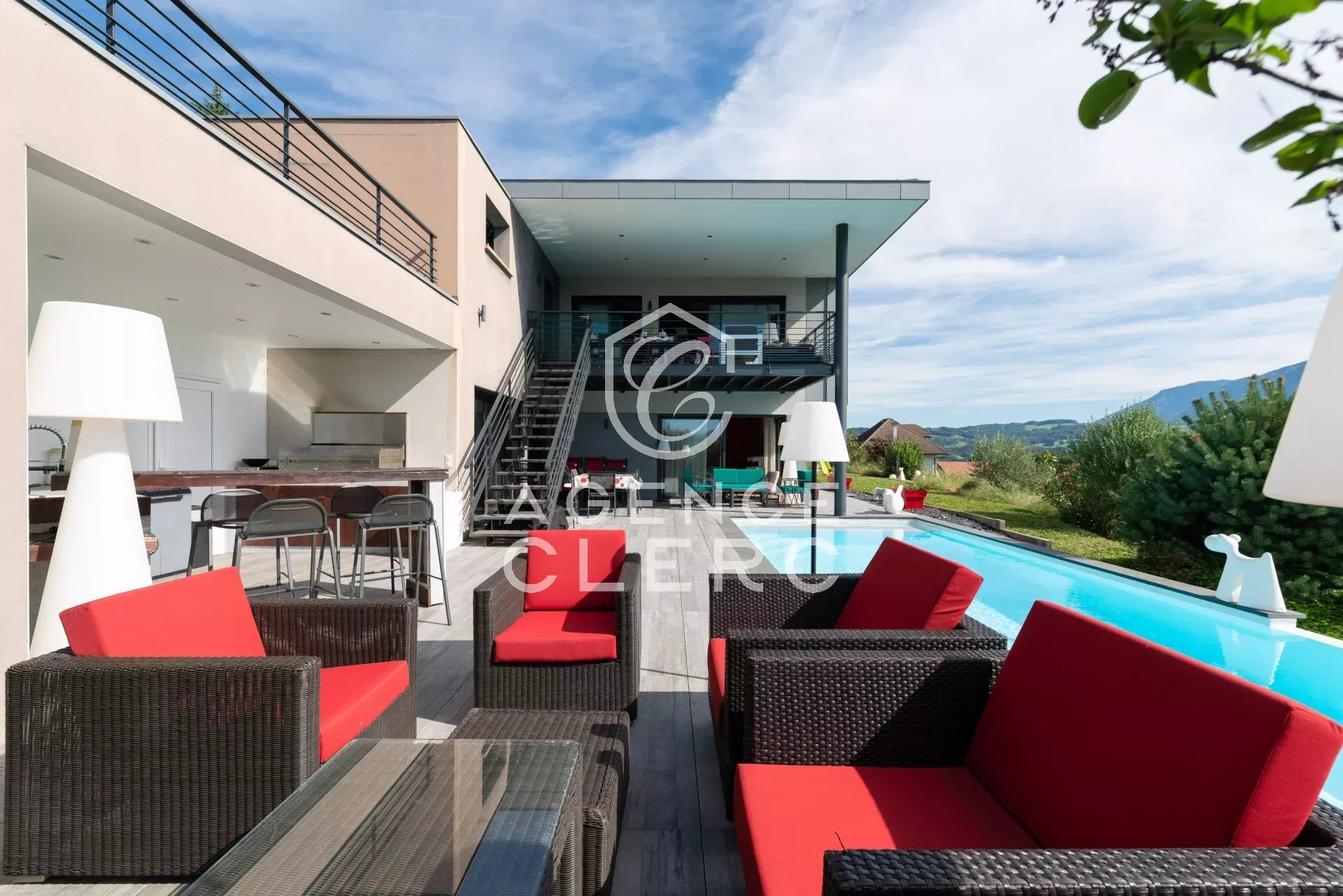 4 Bedroom Villa/Townhouse's Image 9