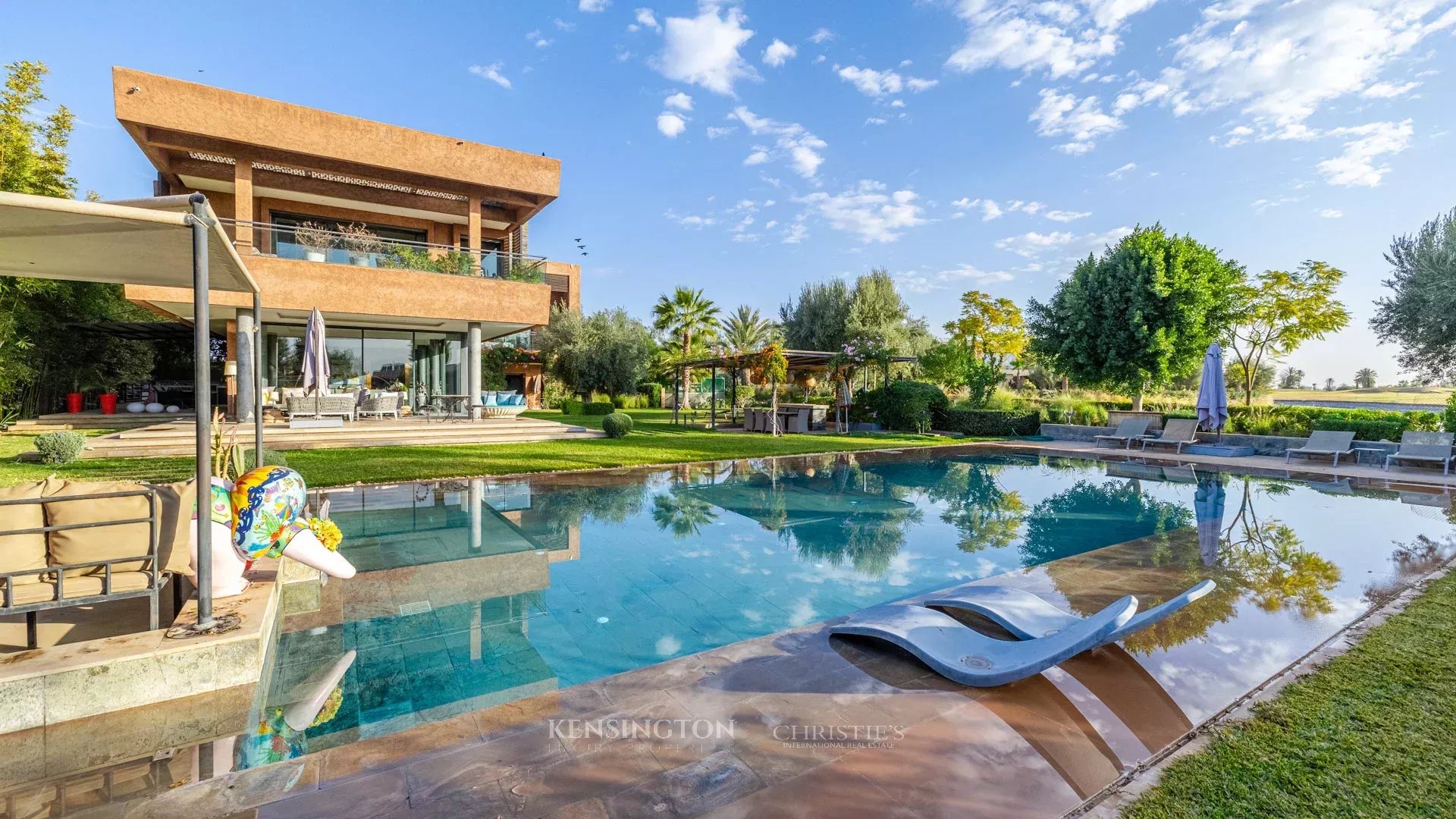 5 Bedroom Villa/Townhouse's Image 46