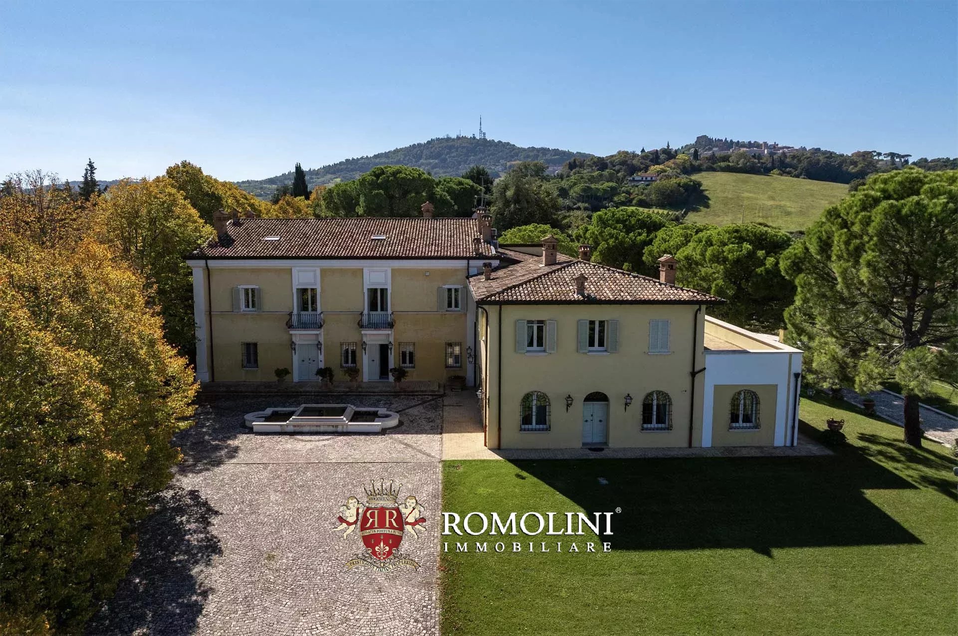 12 Bedroom Villa/Townhouse's Image 22