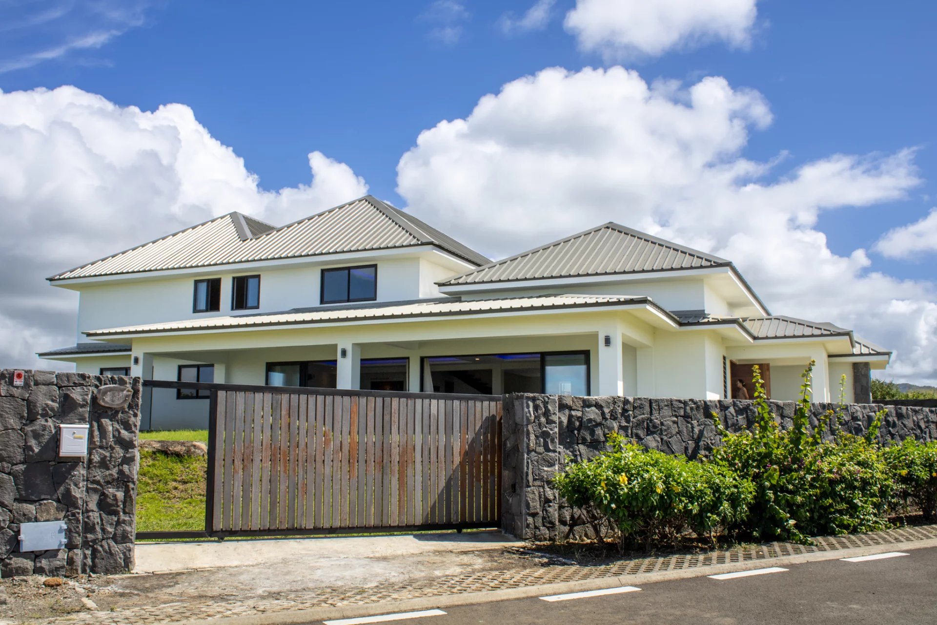 Beau Vallon  - Maison 5 Pi&egrave;ces 4 Chambres - picture 16