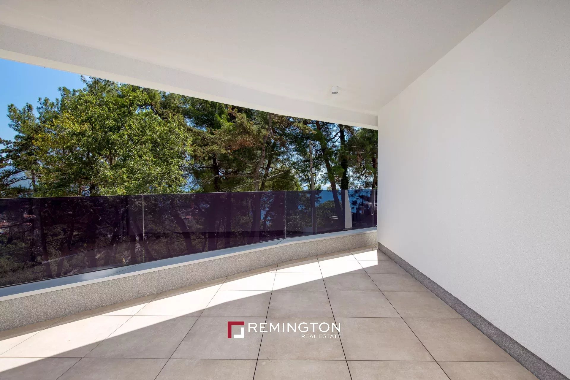 2 Bedroom Apartment/Flat's Image 3