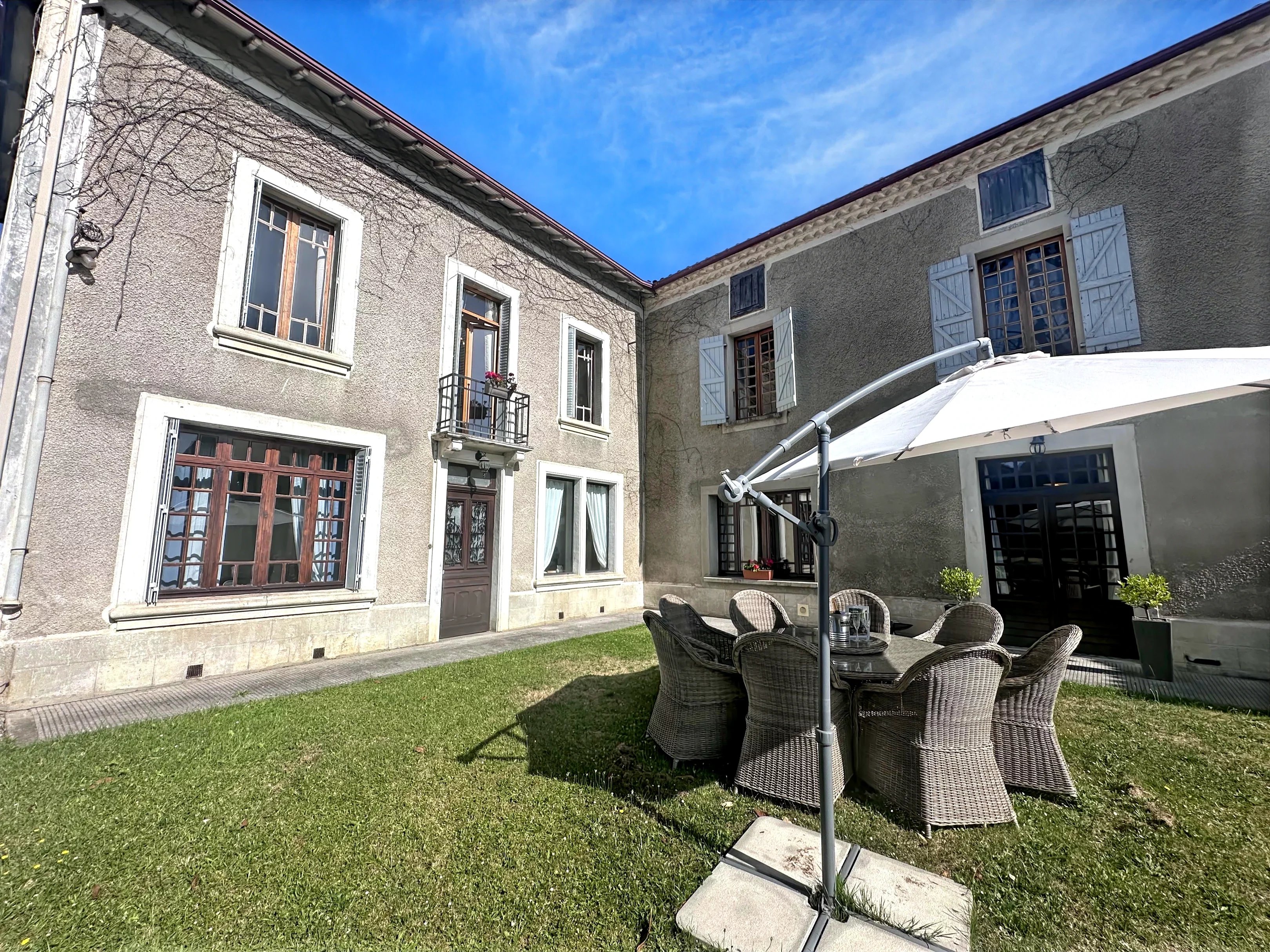 Maison de village à vendre Miélan, Gers