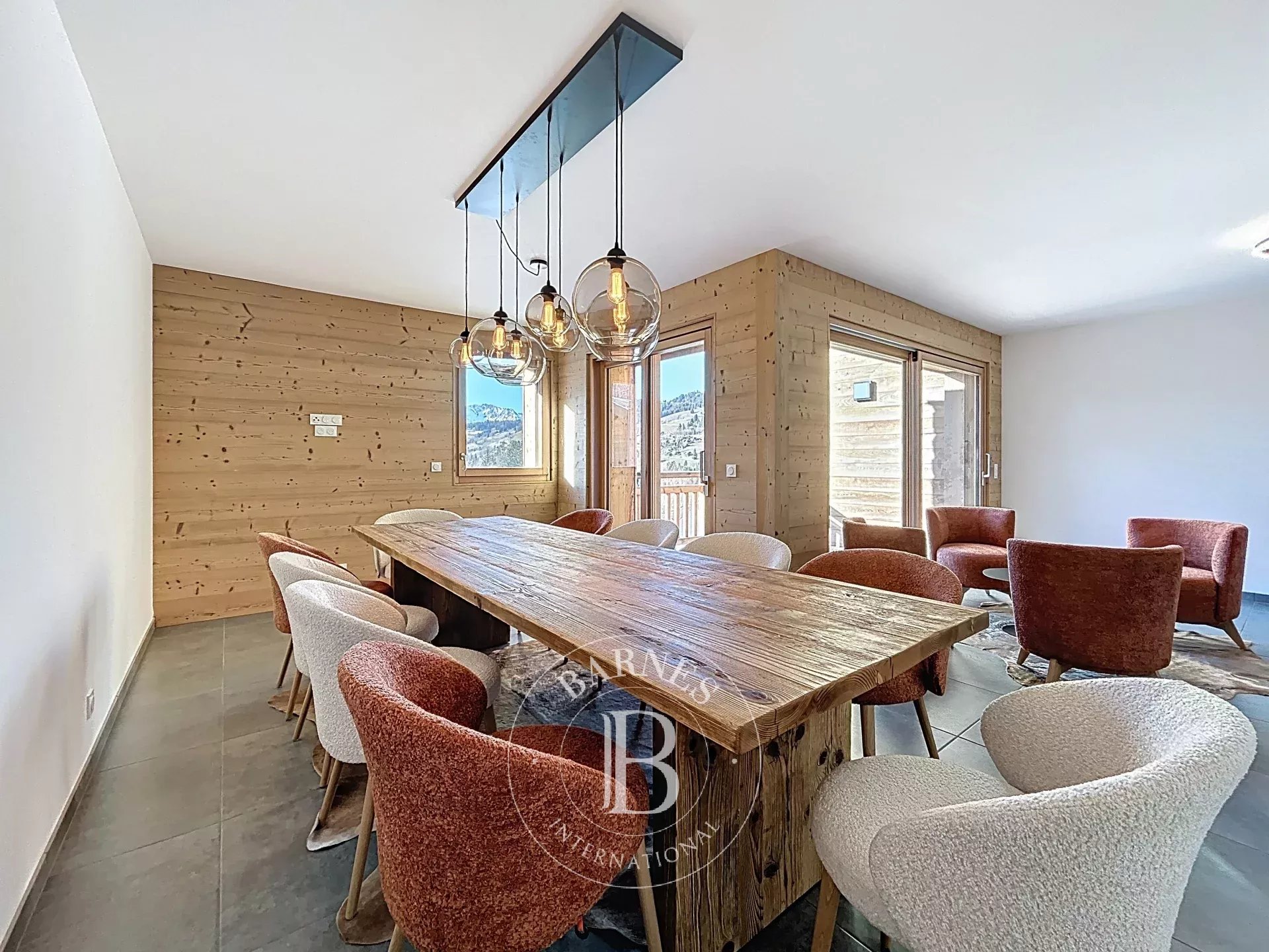 Photo of Les Gets – Spacious Family T6 Duplex – Direct Ski Access – Open Mountain Views