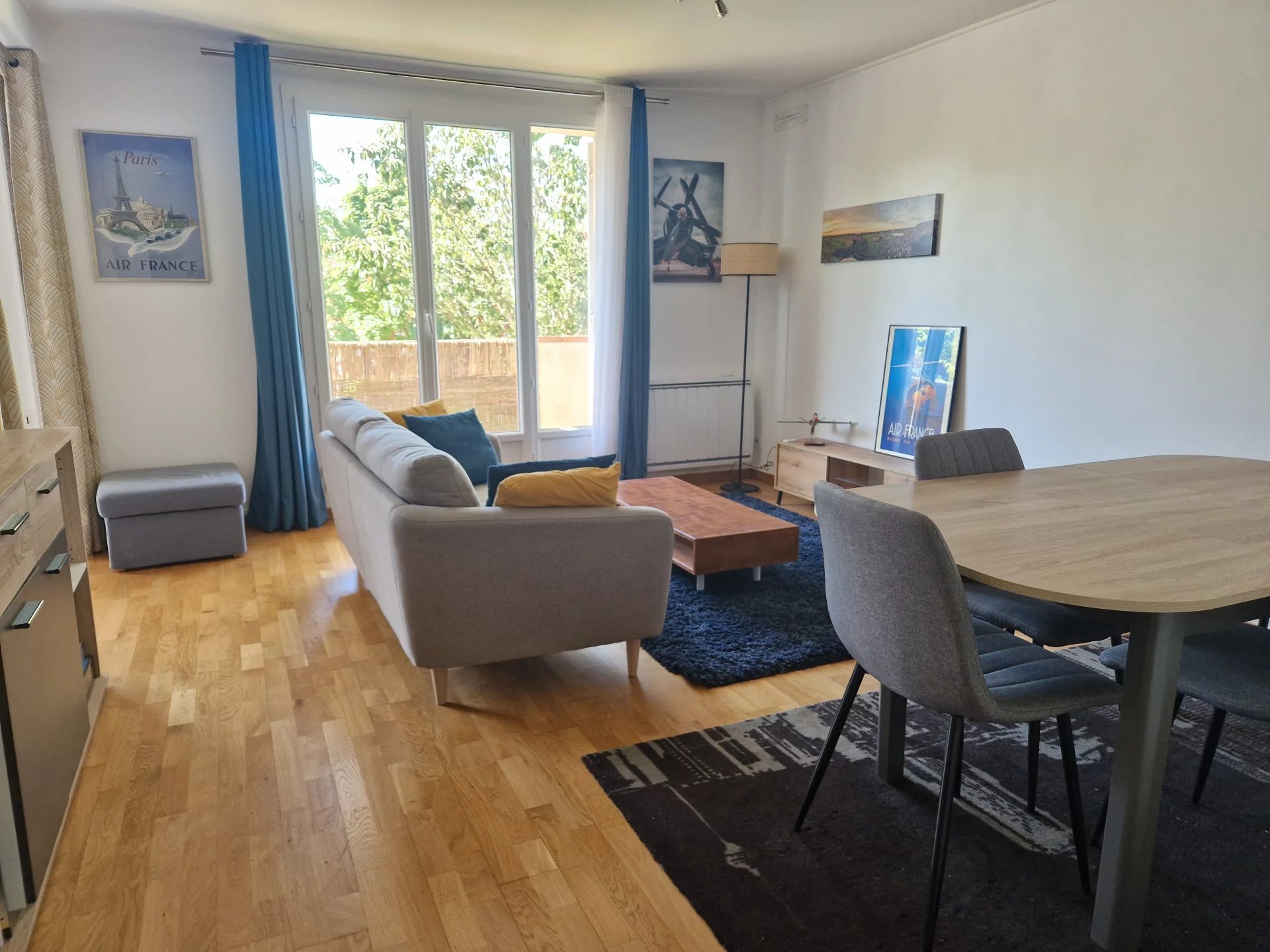 Agence immobilière de 
