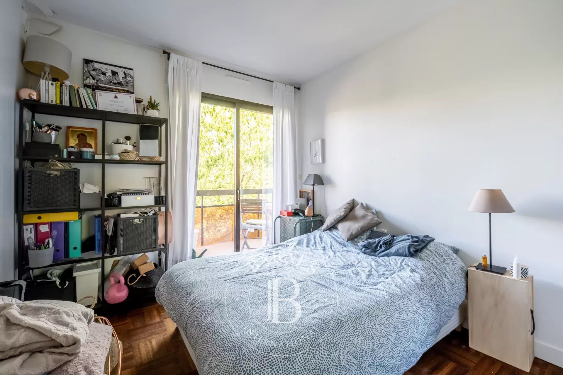 Neuilly-Argenson - 3-bed apartment - Balconies - Unobstructed verdant views - picture 9