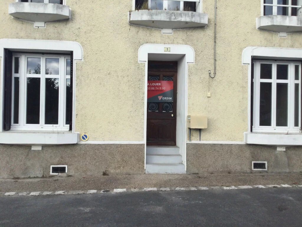 Appartement Bonny Sur Loire 2 pièce(s) 38 m2