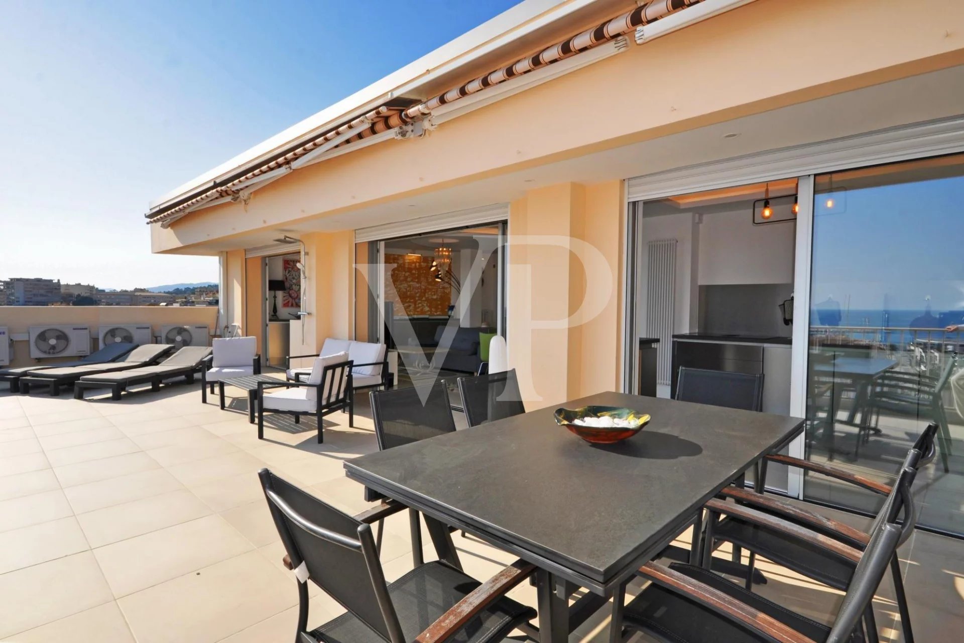 Verkauf - Wohnung Cannes (Suquet) - 1 575 000 €