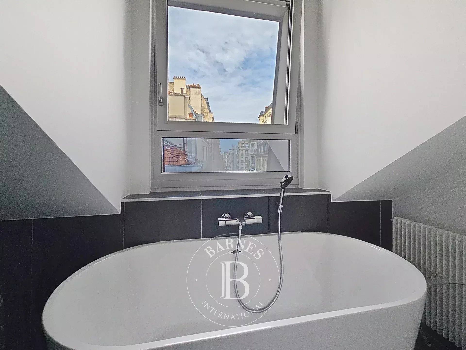 Paris  - Apartment 2 Bedrooms - picture 11