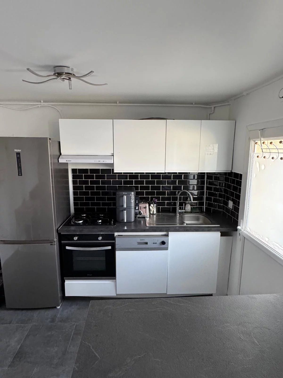 À vendre — Studio 25m² en parfait état — Saint-Maur-des-Fossés, Quartier Adamville - Photo 4