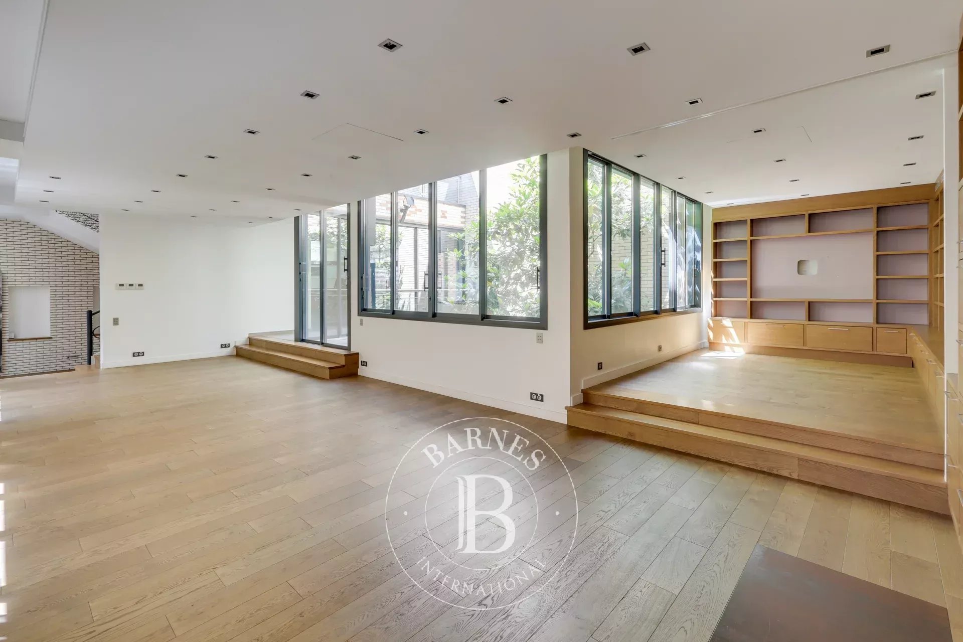 House Levallois-Perret  -  ref 2772825 (picture 1)