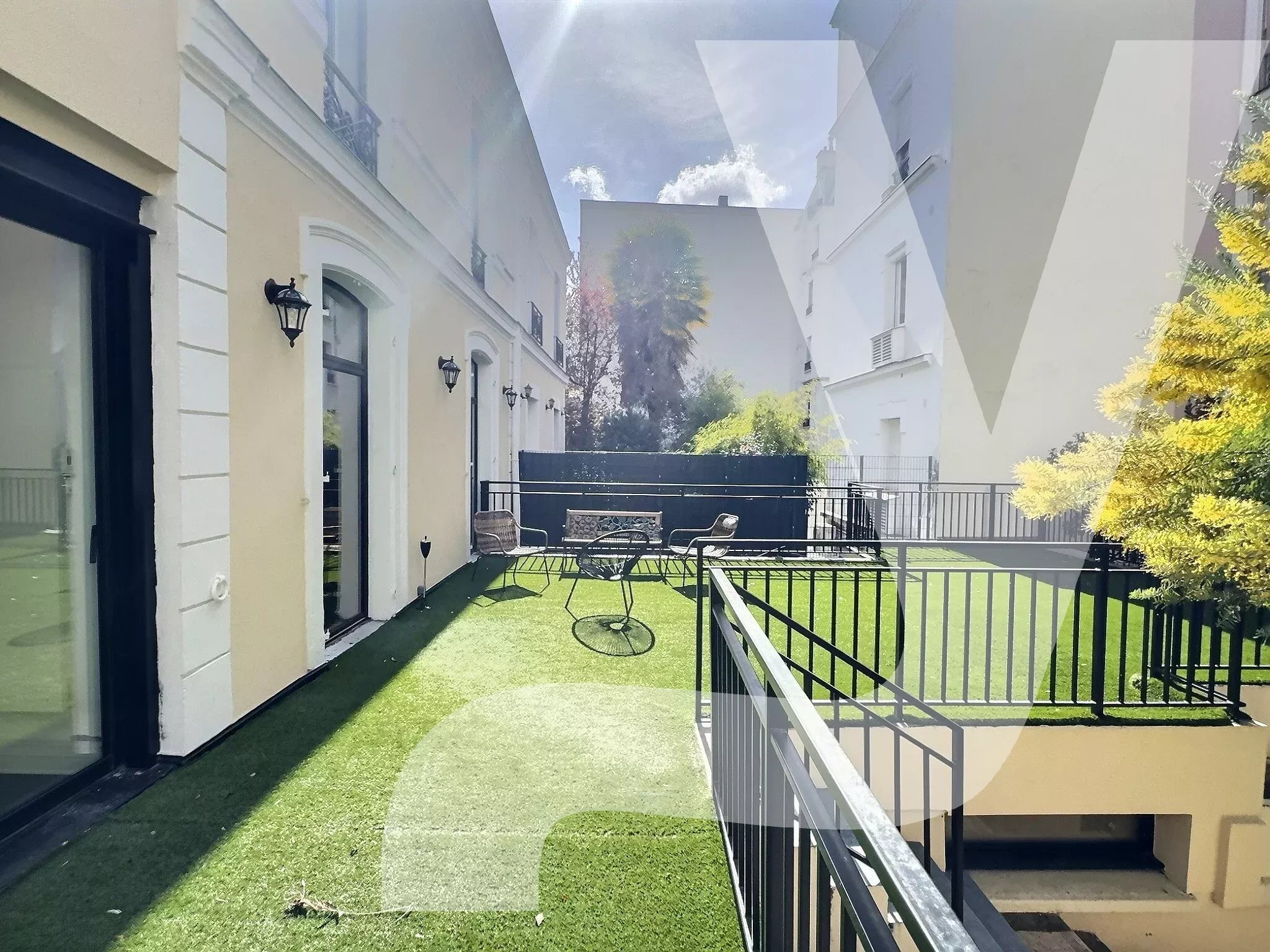 Agence immobilière de 