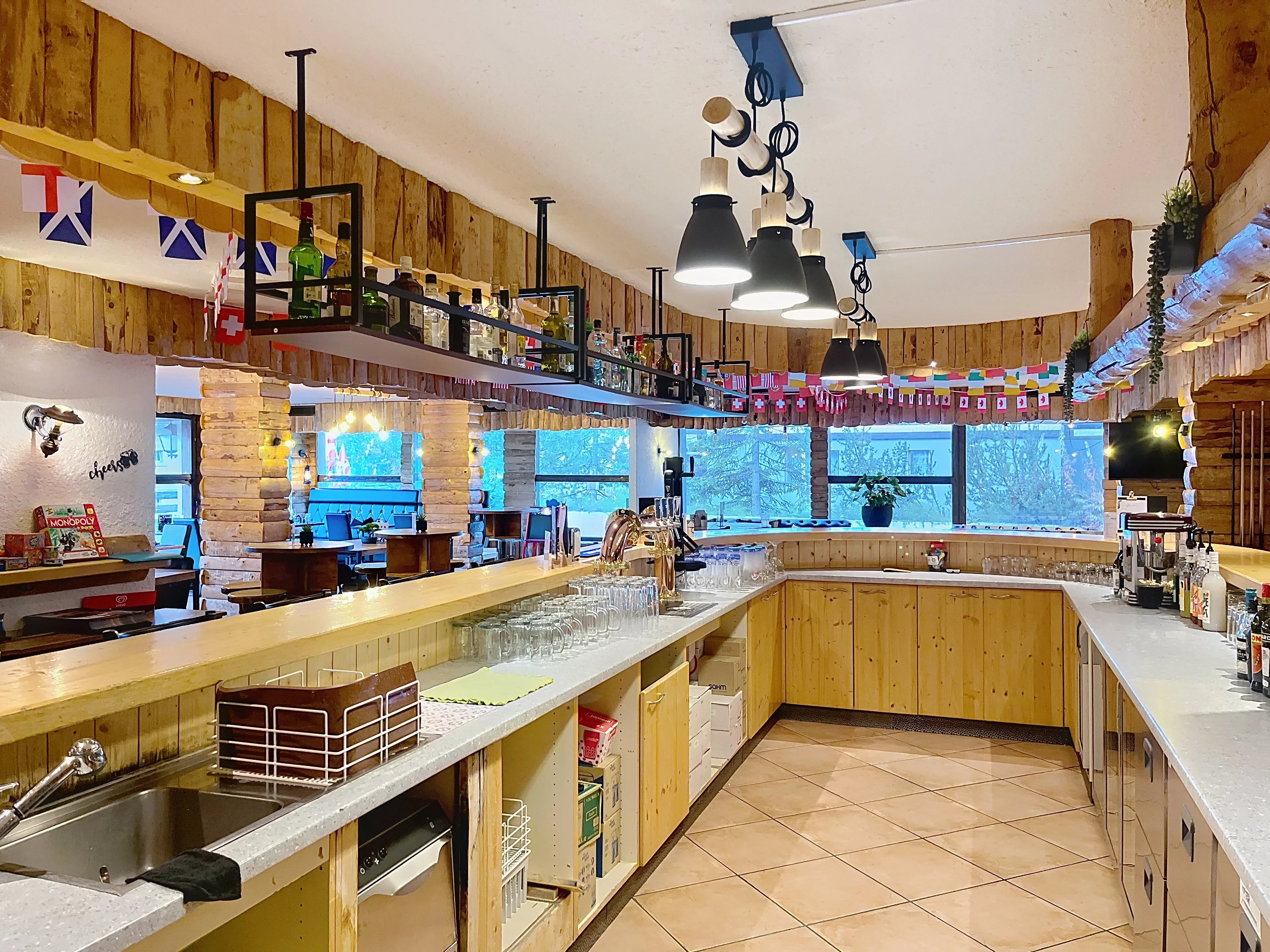 Bar/restaurant au cœur de Grimentz - Photo 4