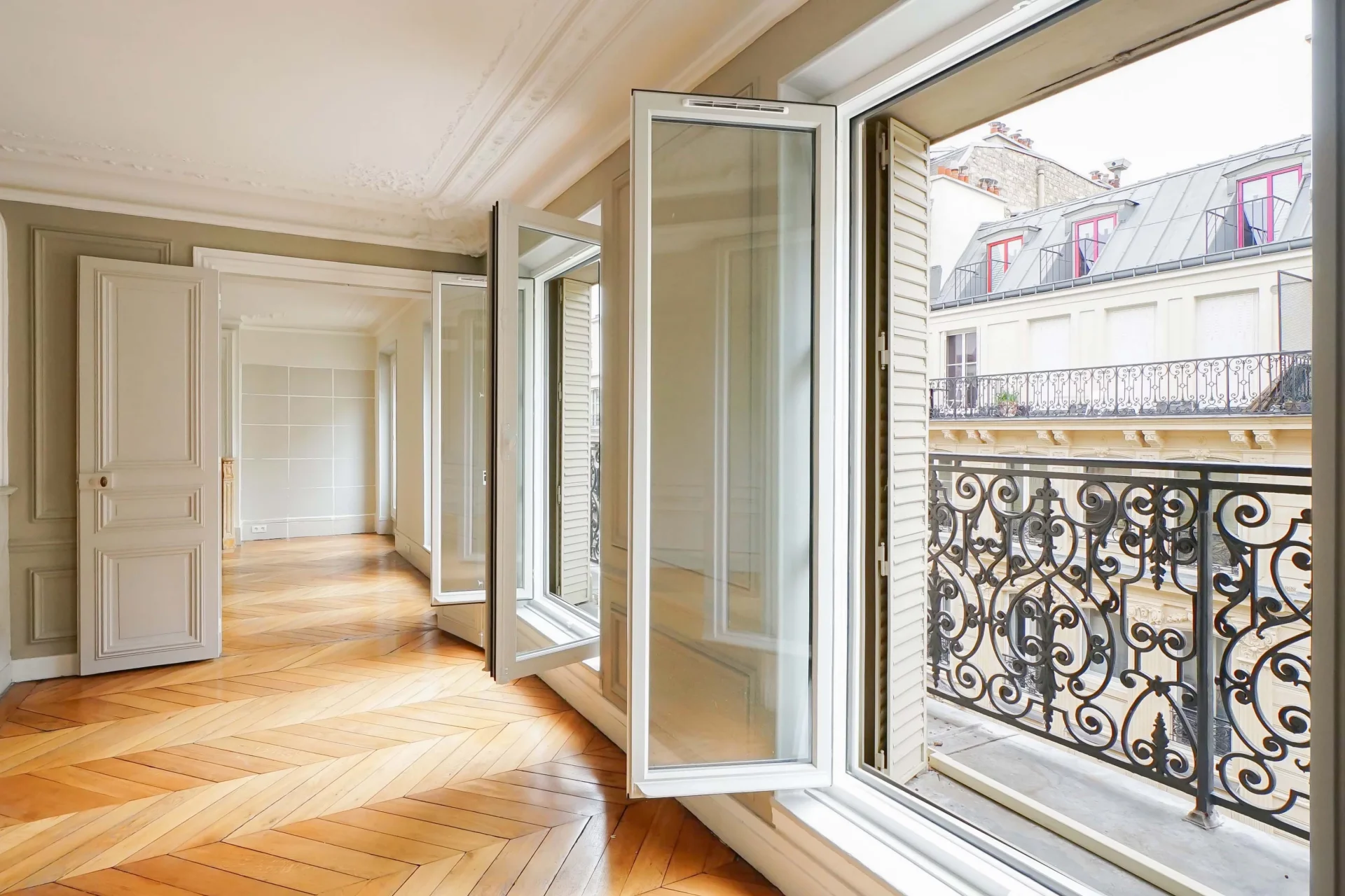 Paris 9e - DROUOT / LE PELTIER