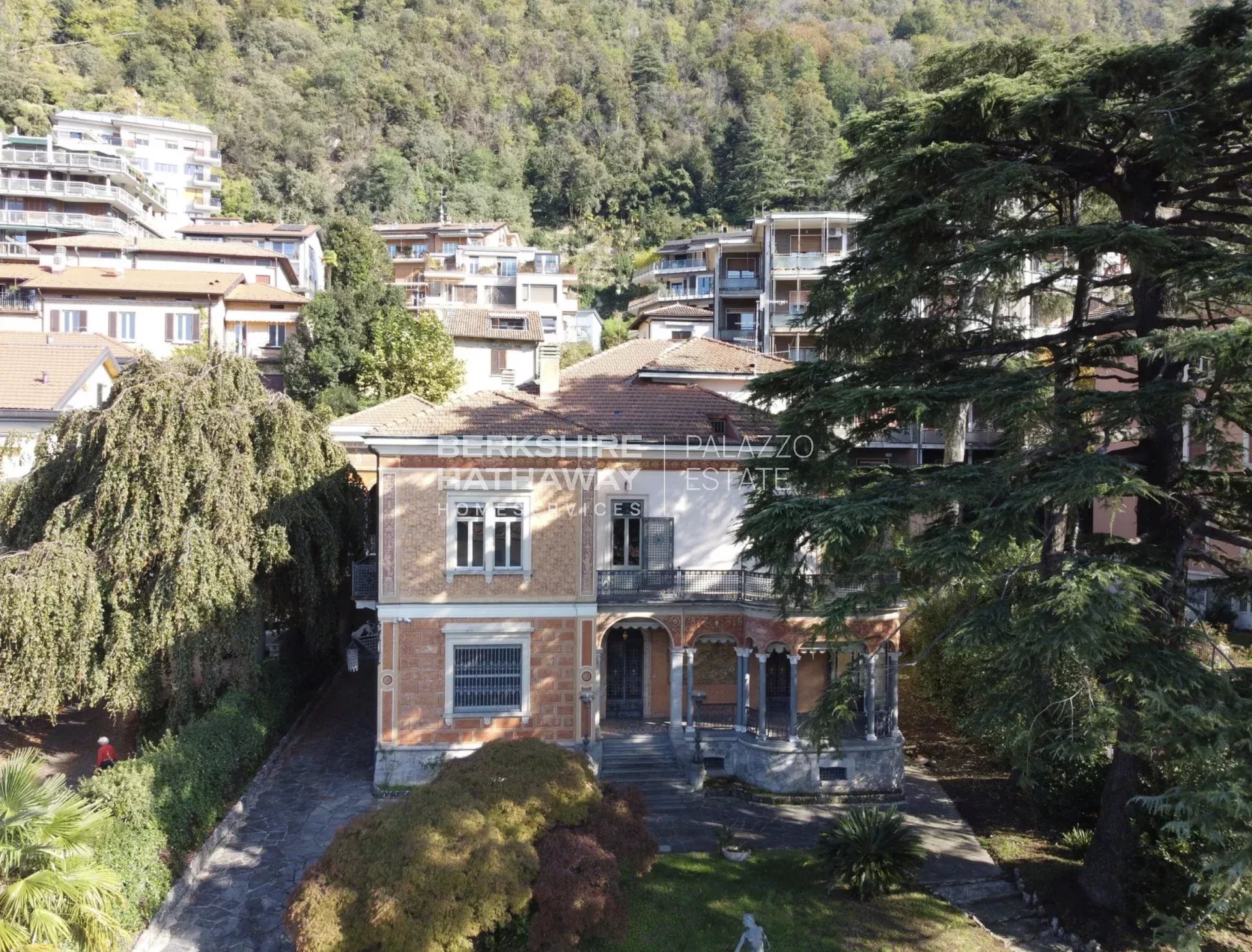 Villa in Como - Image 3