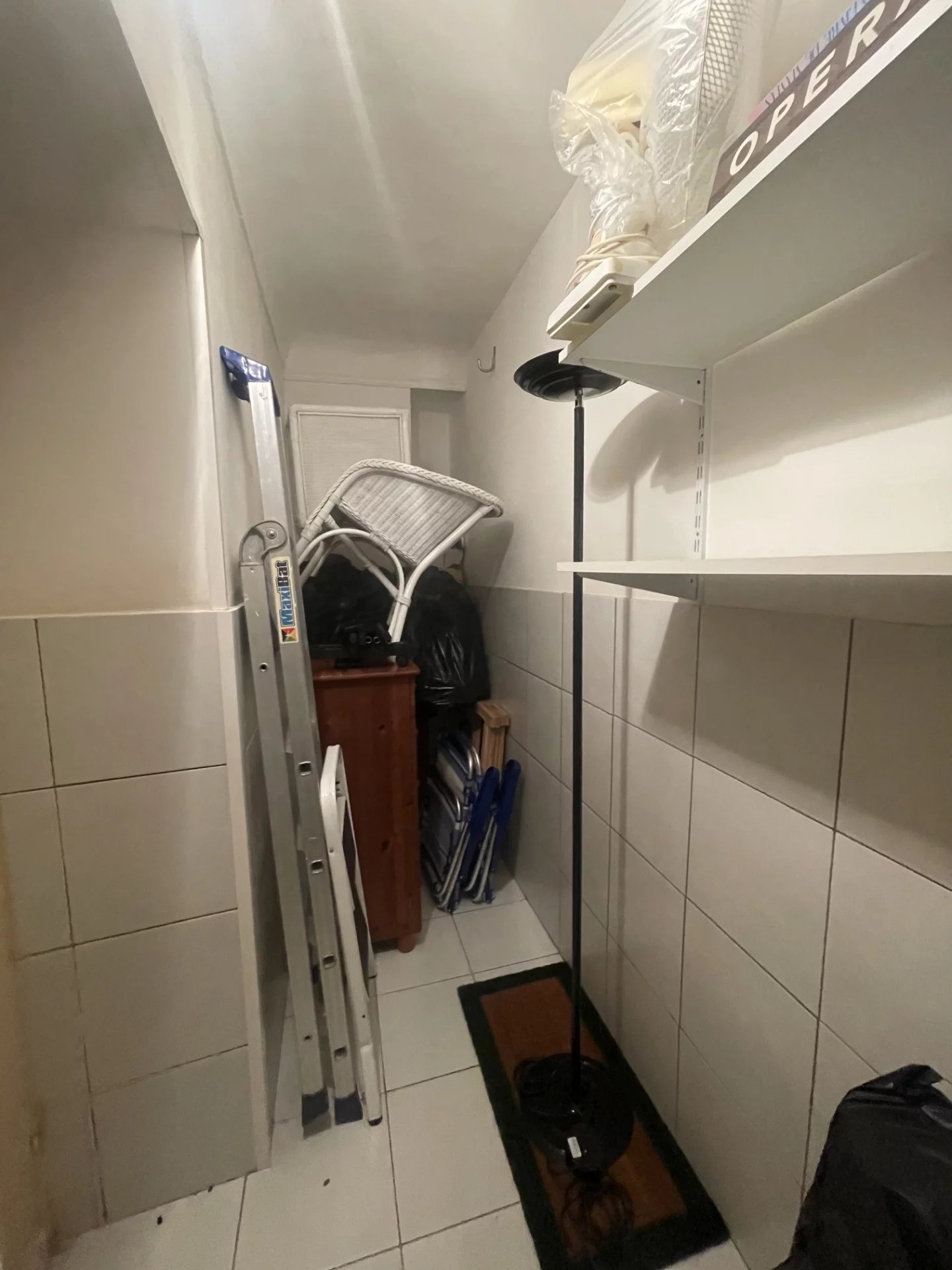 EXCLUSIVITE SUPERBE STUDIO PLEIN CENTRE VILLE