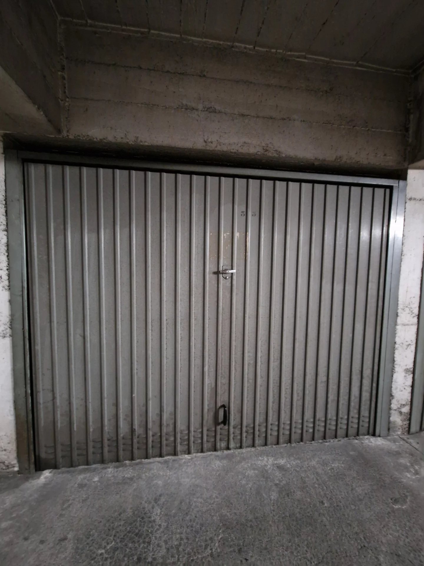 GARAGE FERME - 5 RUE FRANCOIS AUNE