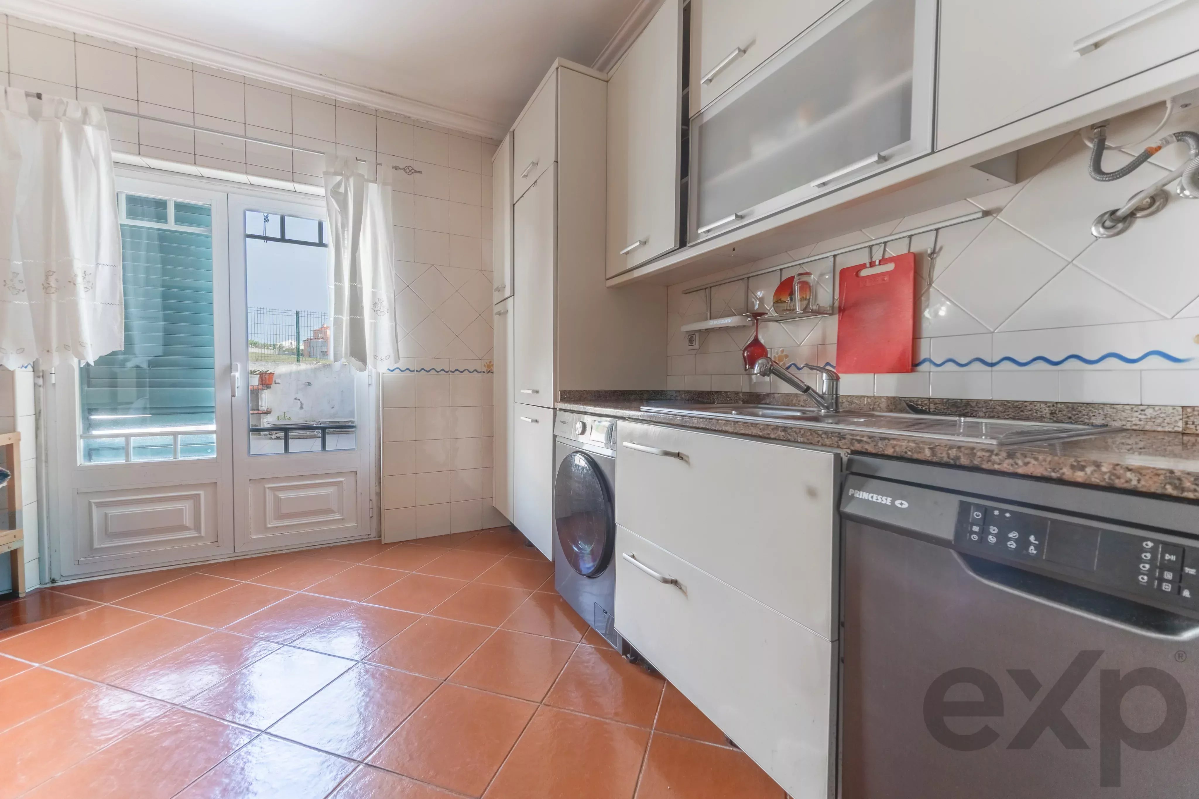 Spacious 3-Bedroom Twin Villa in Mafra, Portugal 87035720 image 37