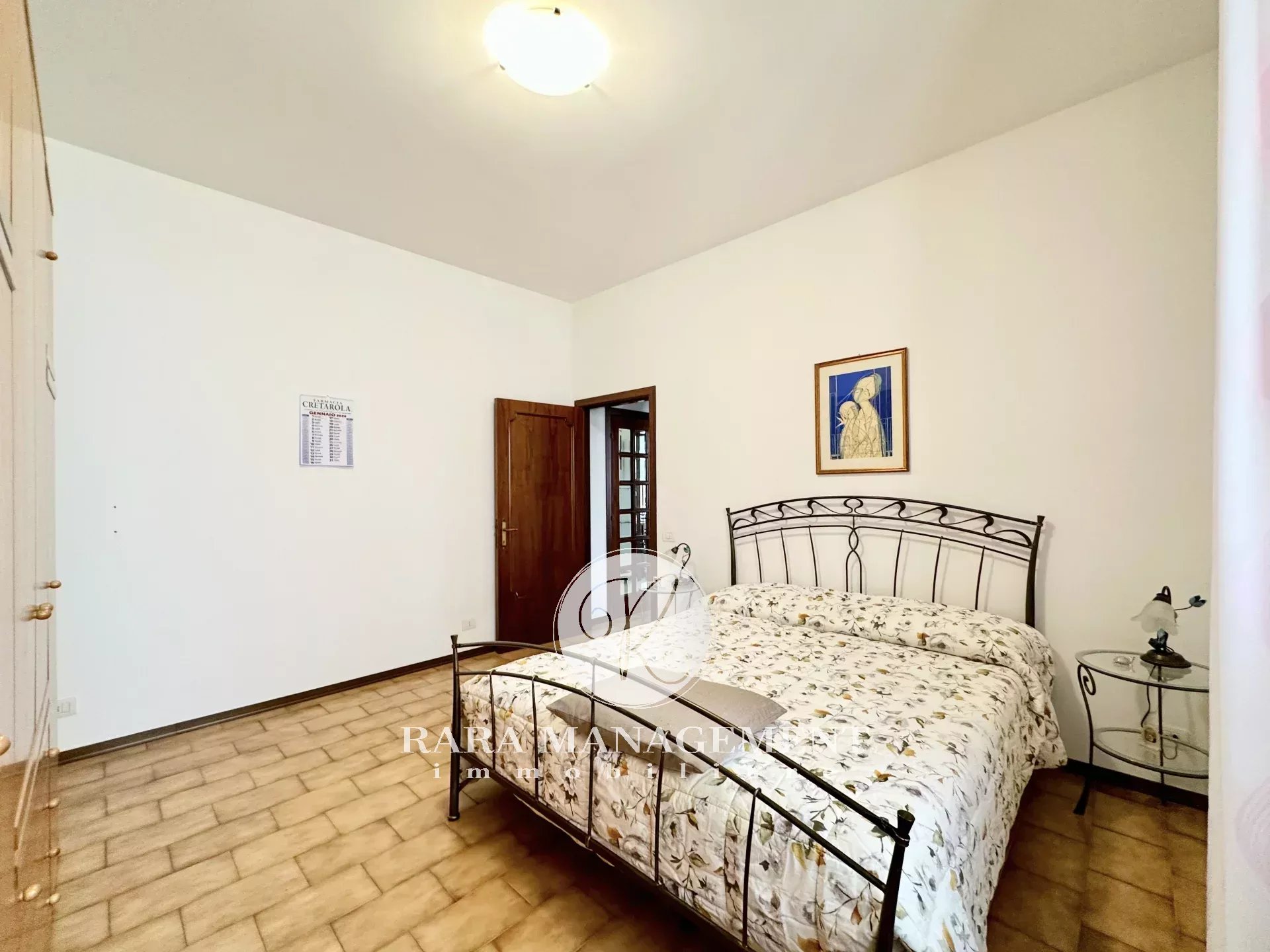 PORTO SANT'ELPIDIO, ZONA CRETAROLA | ARREDATO | NO CONDOMINIO | 2 CAMERE MATRIMONIALI | 2 BALCONI | MANSARDA | POSTO AUTO ESCLUSIVO | CORTE ESCLUSIVA | ZONA RESIDENZIALE RISERVATA E BEN SERVITA |