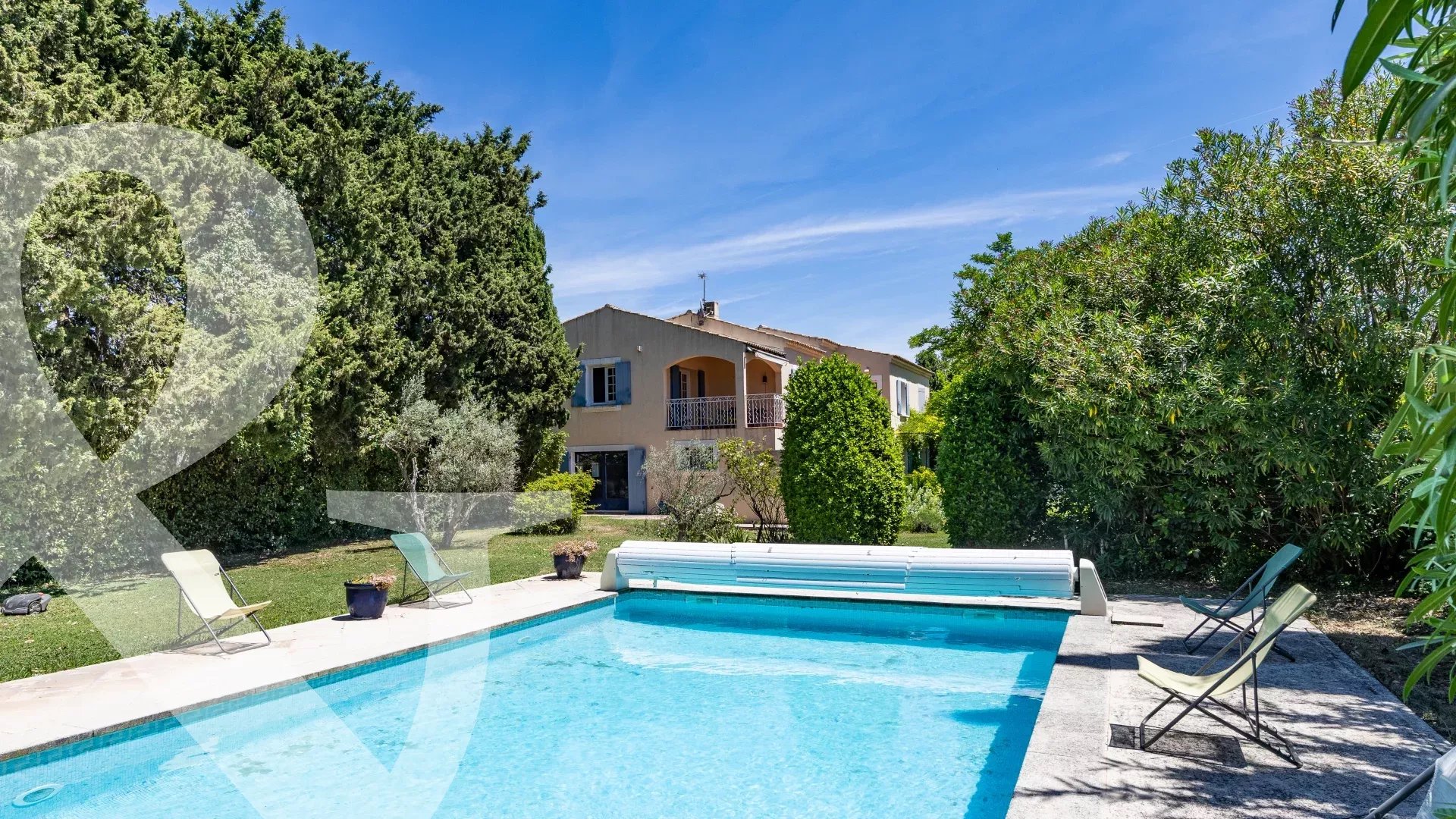 GRANDE MAISON FAMILIALE