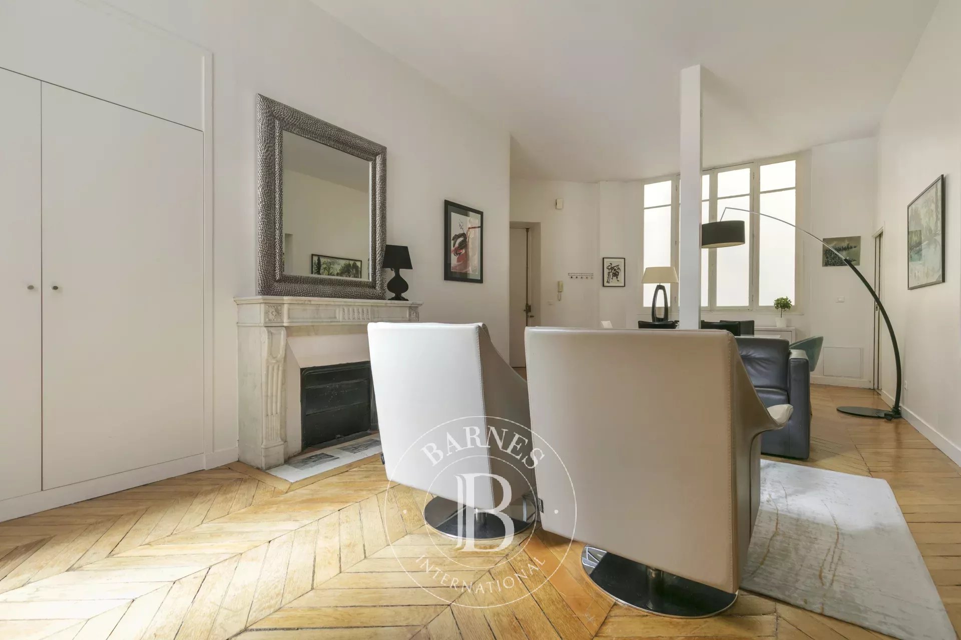 Daire Paris 8ème - picture 5