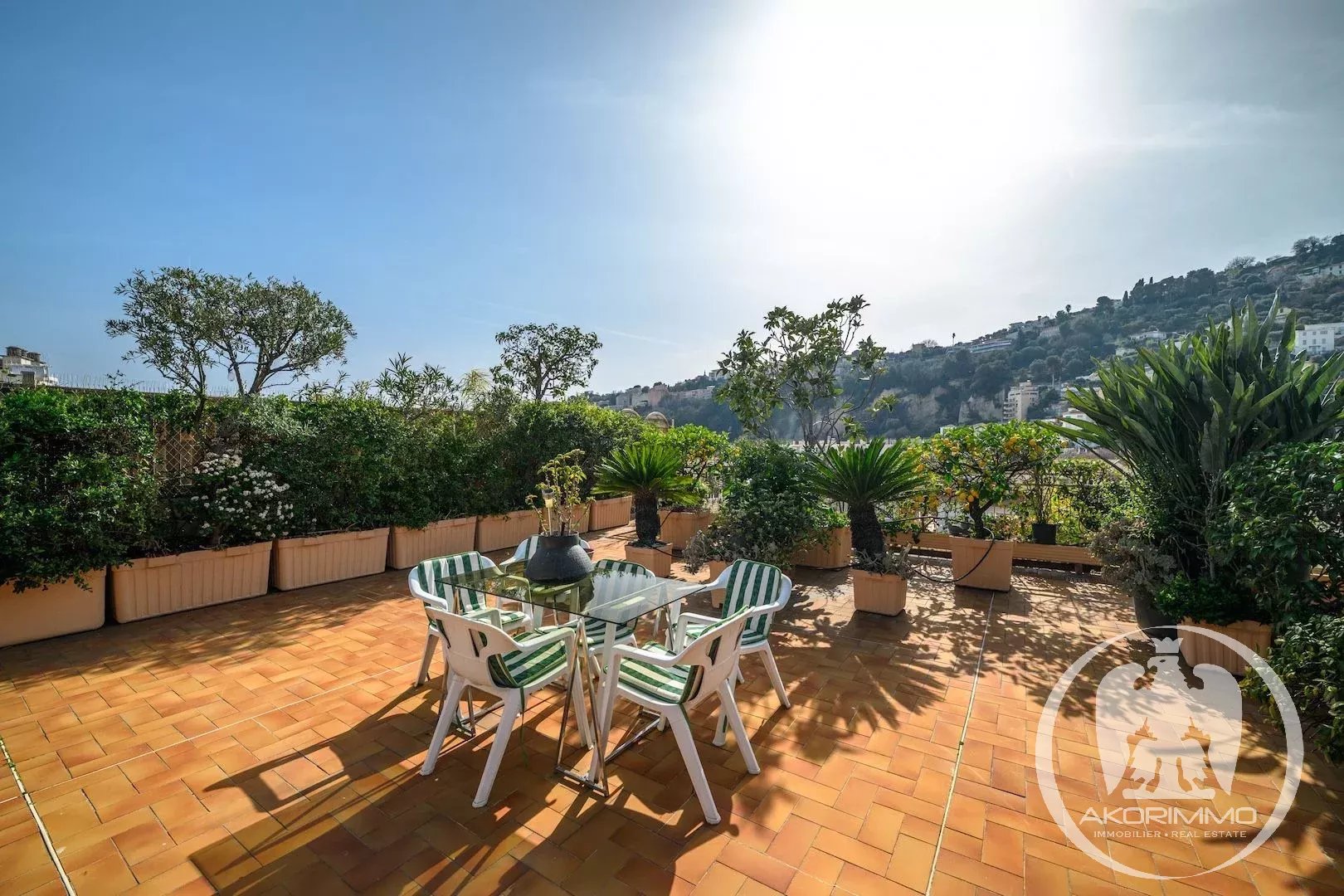 Appartement  - 5 pièces  - 122.0 m² -