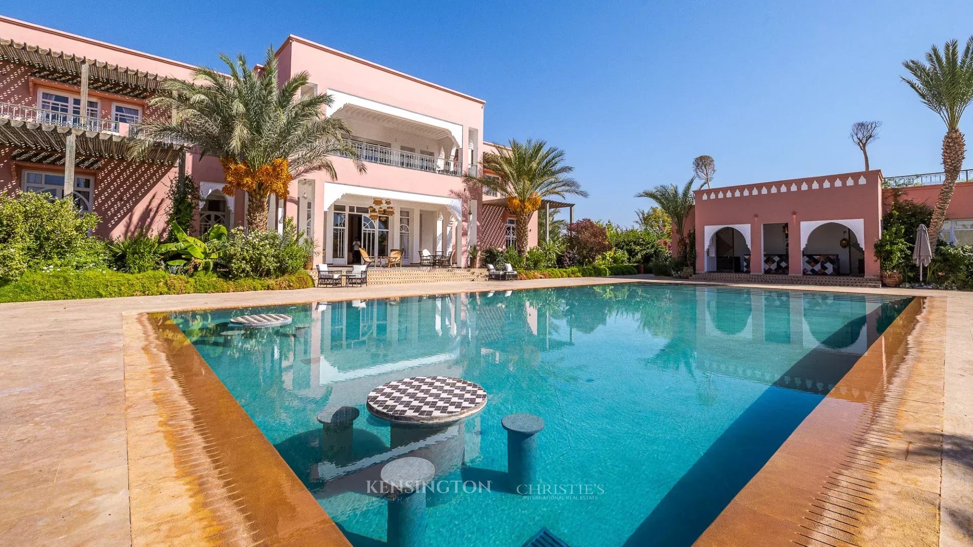 14 Bedroom Villa/Townhouse's Image 31