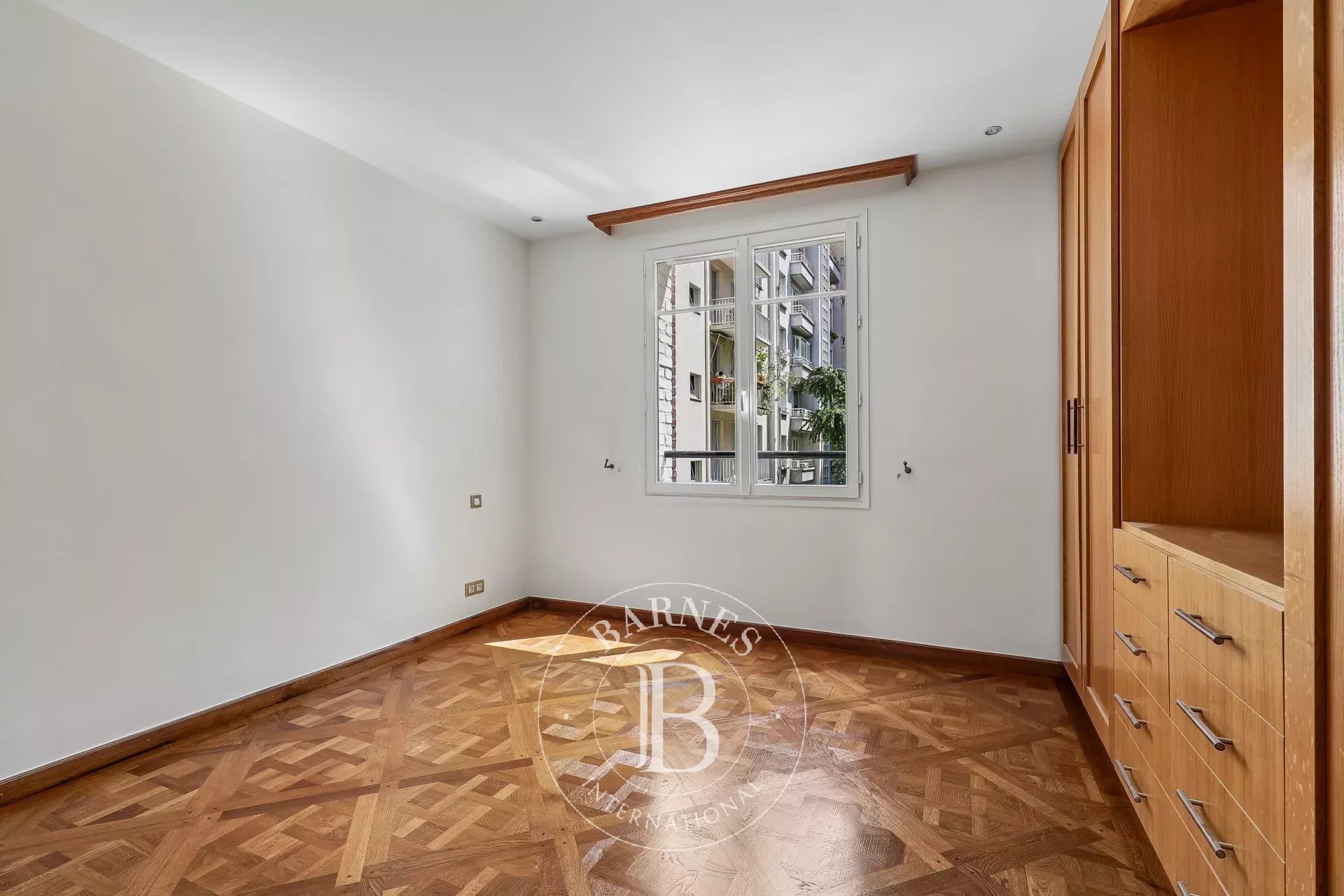 Paris  - Apartment 2 Bedrooms - picture 8