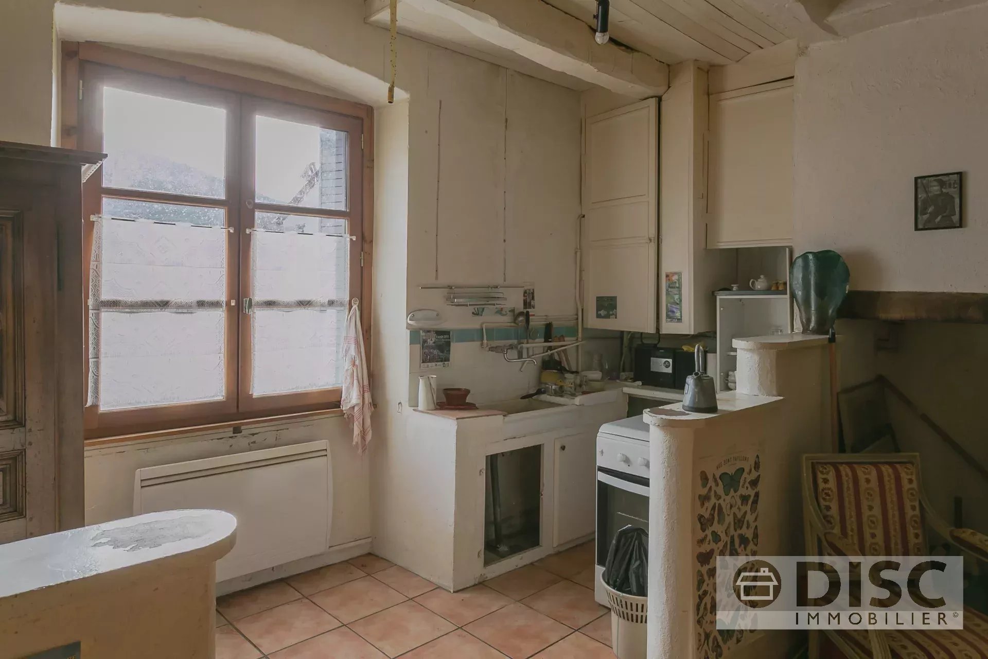 Maison de village sur place sans circulation. - Photo 5