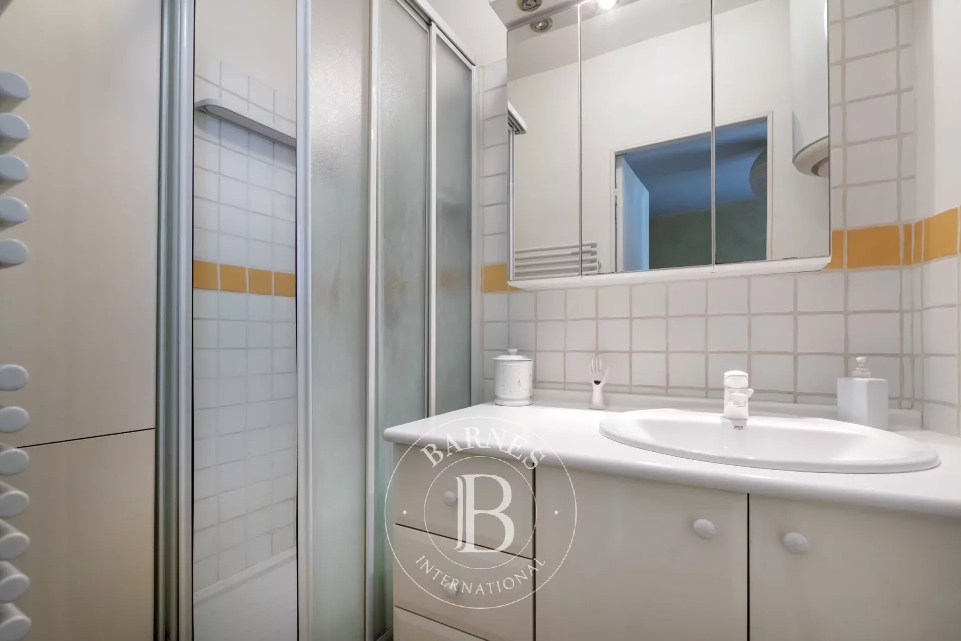 Daire Paris 3ème - picture 17