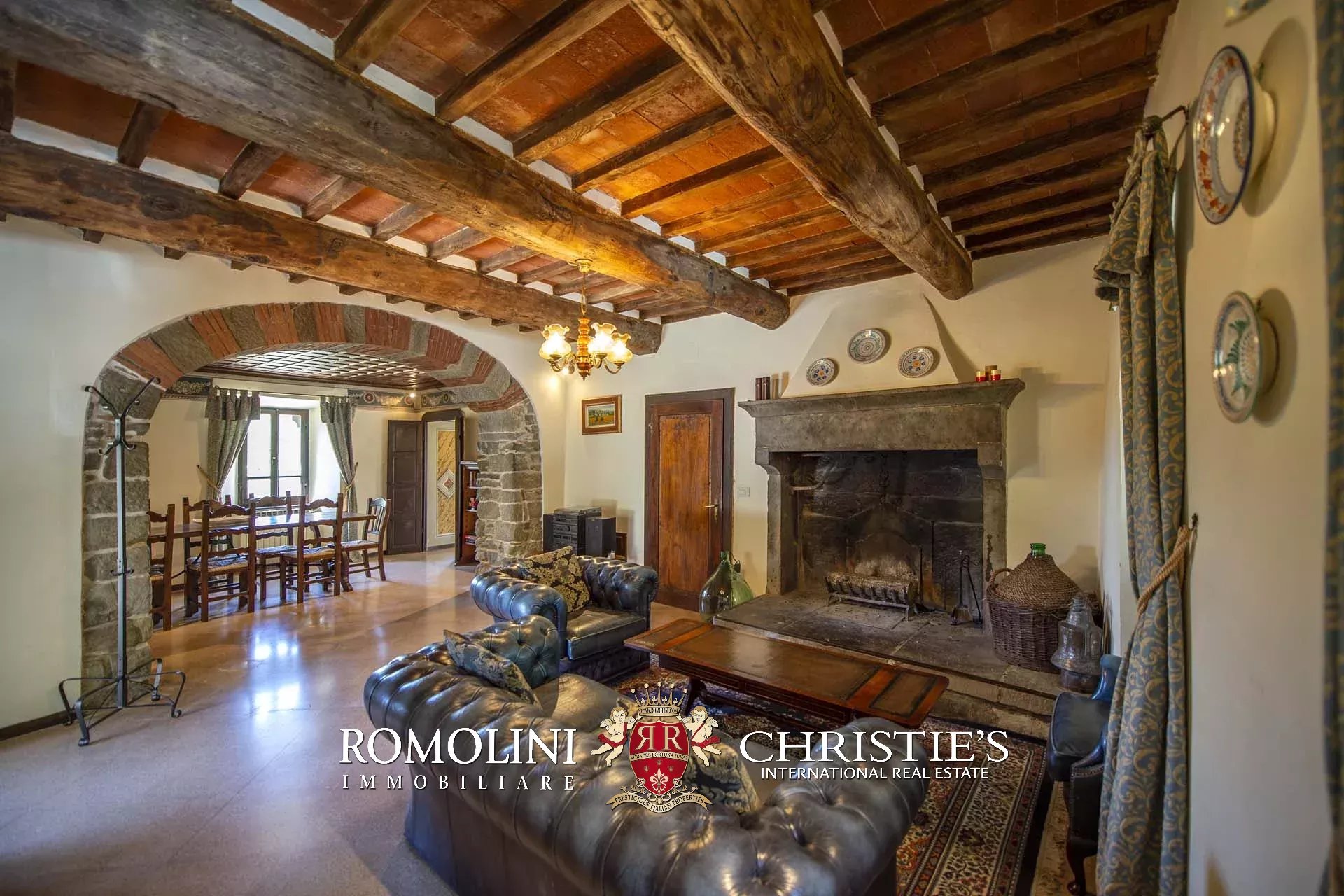 10 Bedroom Villa/Townhouse's Image 40
