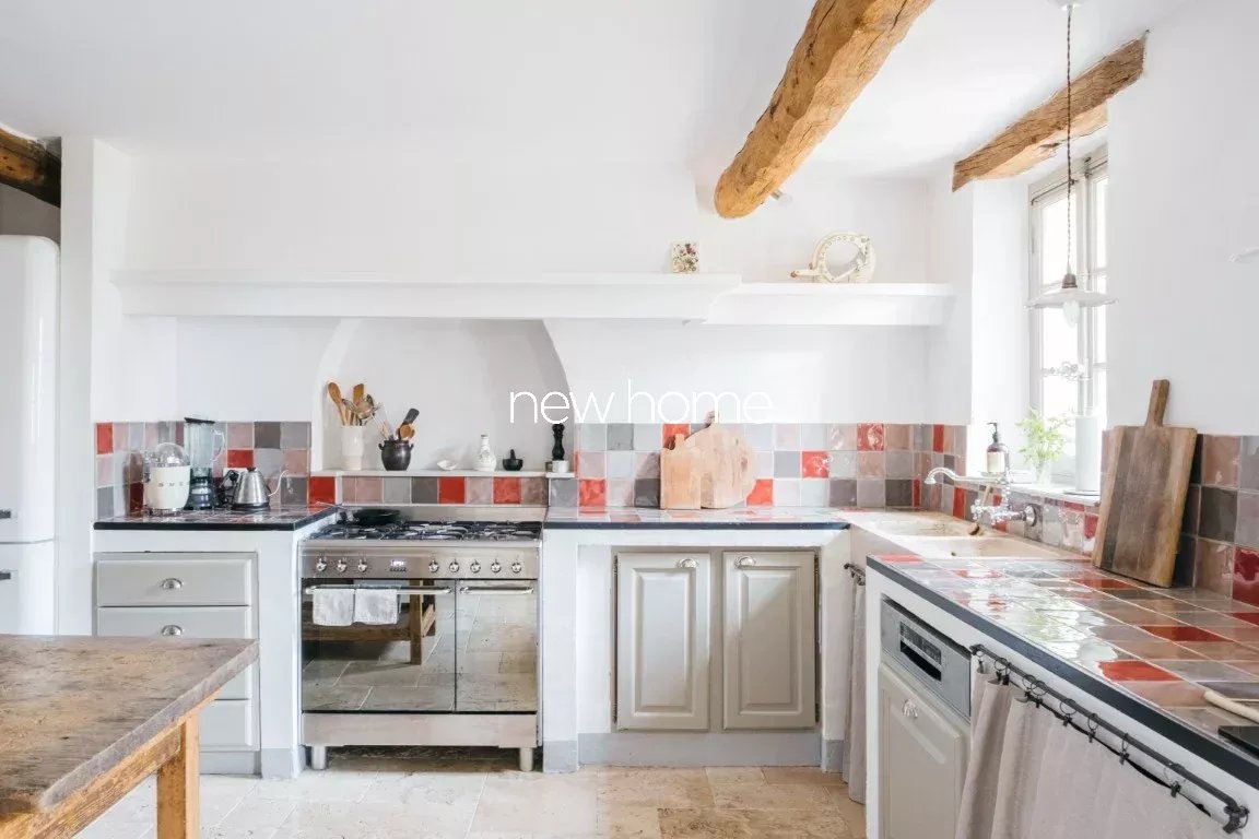 Ancienne ferme de 1850 avec vue panoramique à Tanneron! Un véritable rêve provençal