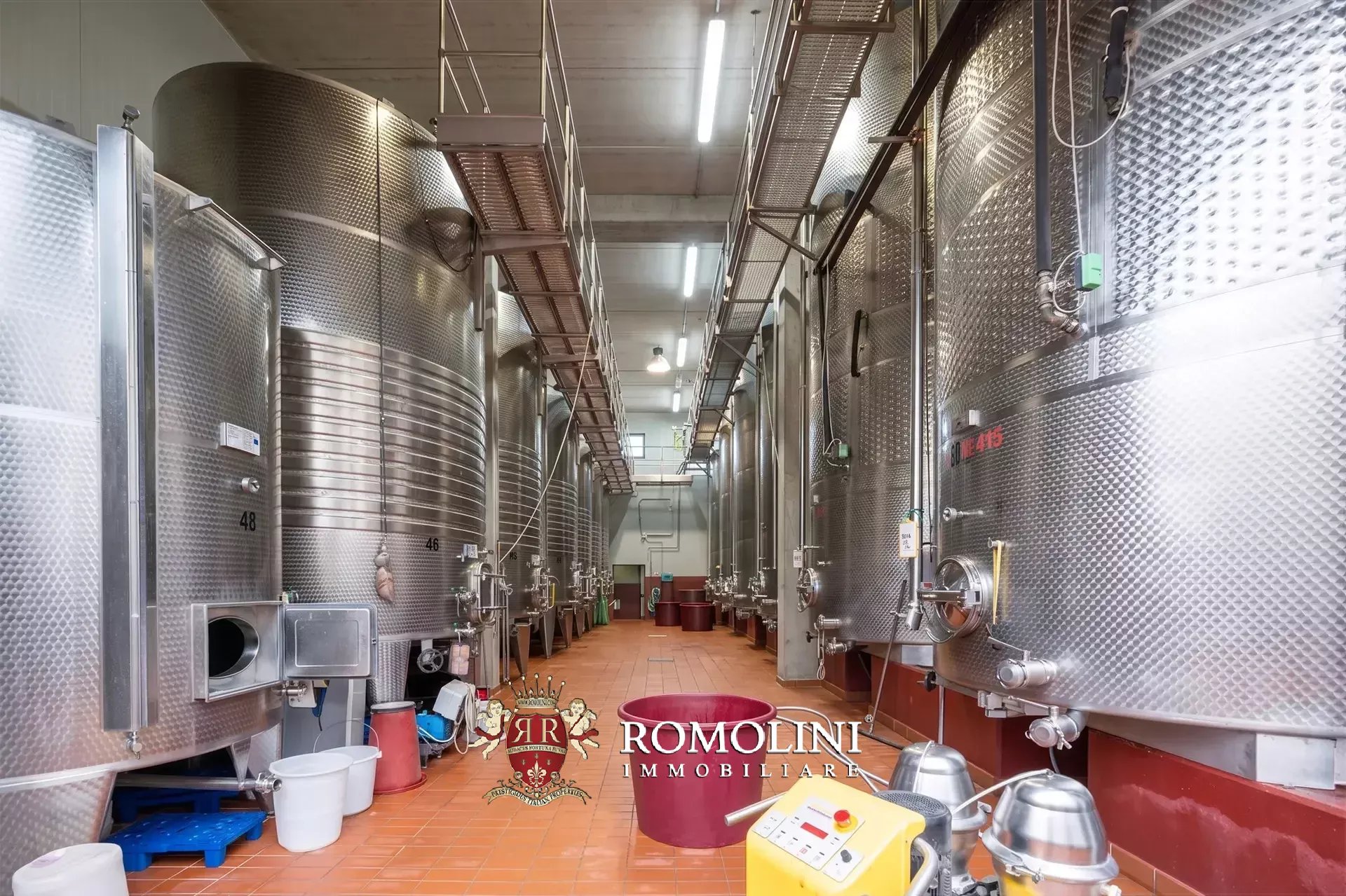 5 Bedroom Vineyard's Image 10