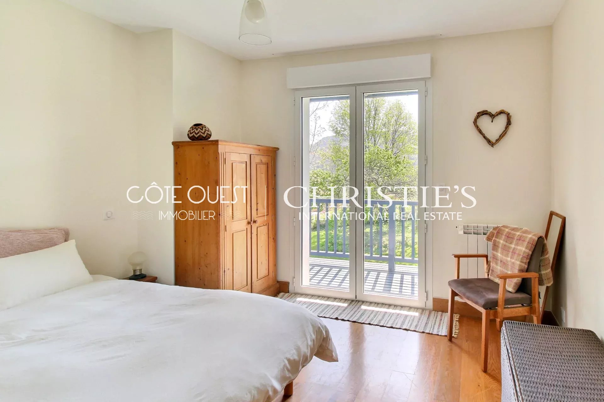 4 Bedroom Villa/Townhouse's Image 11