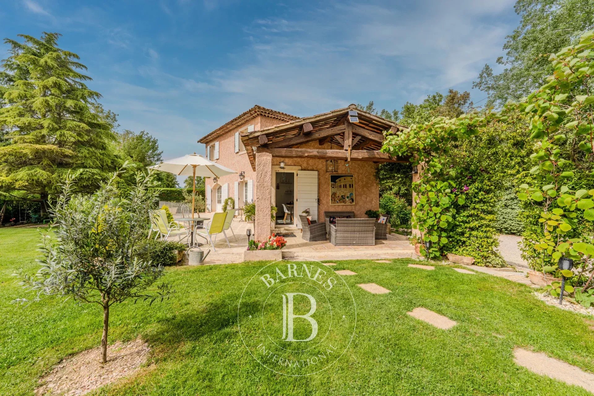 AIX EN PROVENCE NORTH - 15 MINUTES AIX-EN-PROVENCE - HOUSE 200sqm (350sqm in total) - LAND 4000m² - 3 BEDROOMS - ANNEXE - BASEMENT - GARDEN - SWIMMING POOL - SECLUDED - picture 29