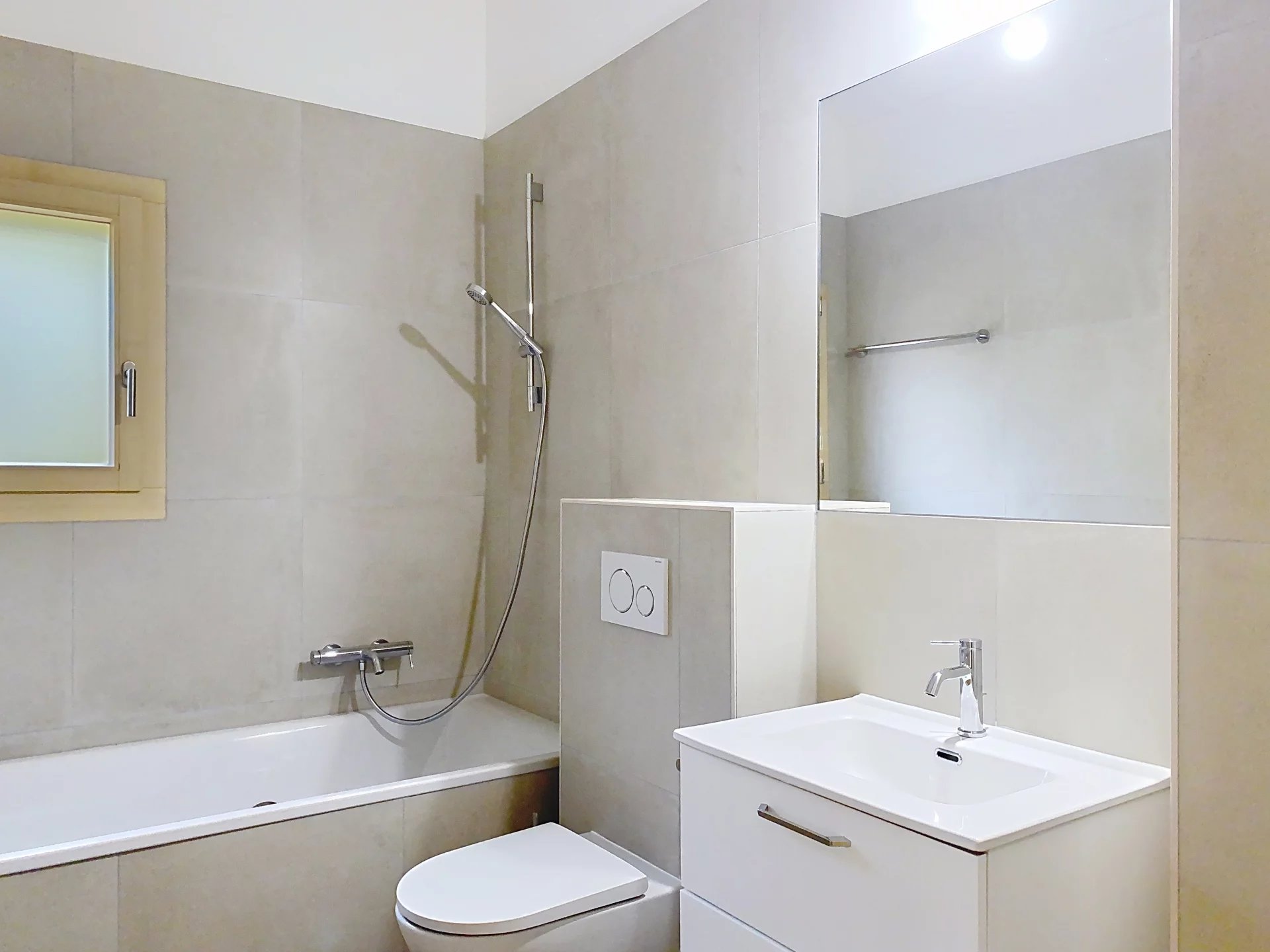 Superbe attique offrant une vue à couper le souffle !