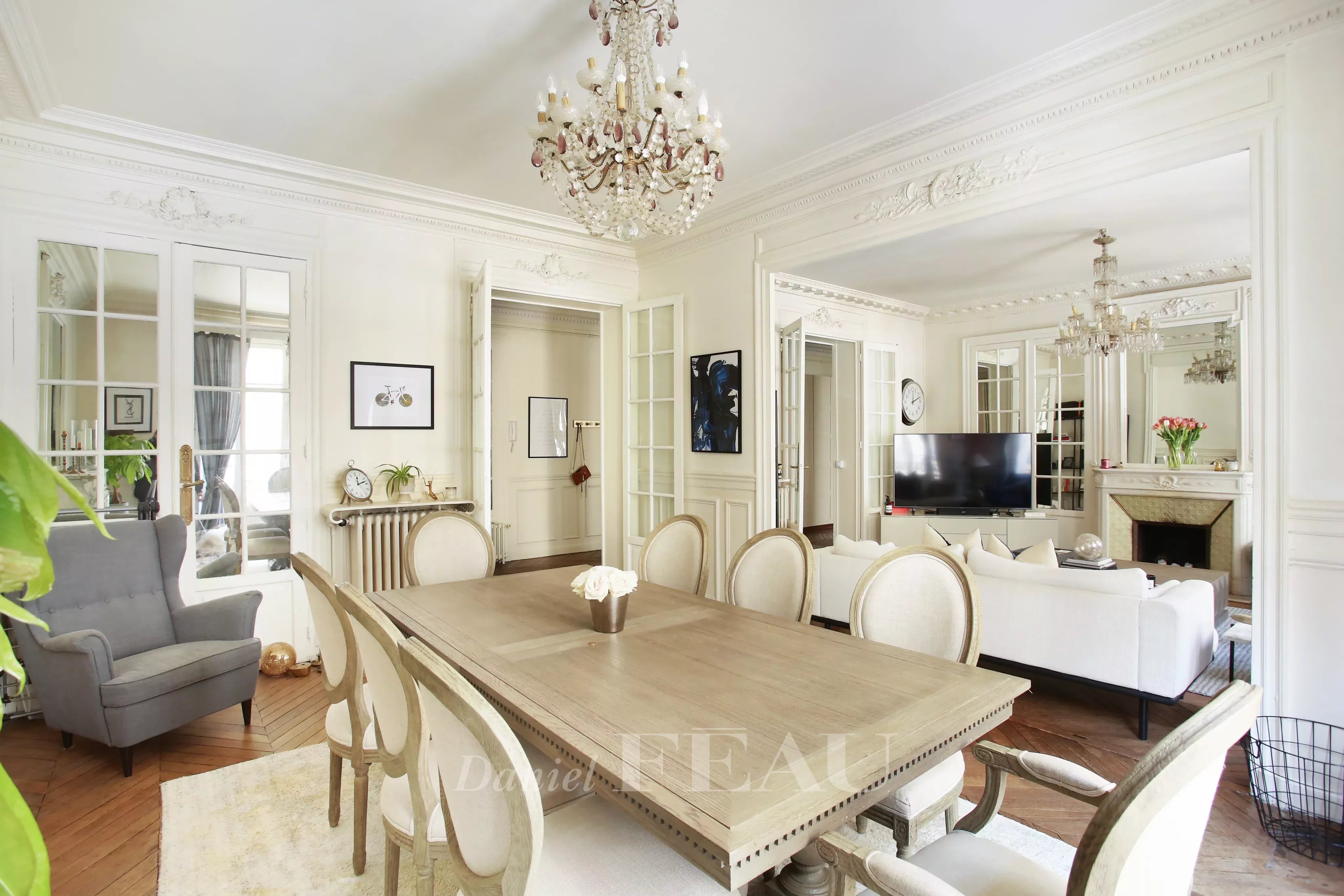 Rental Apartment Paris 16th