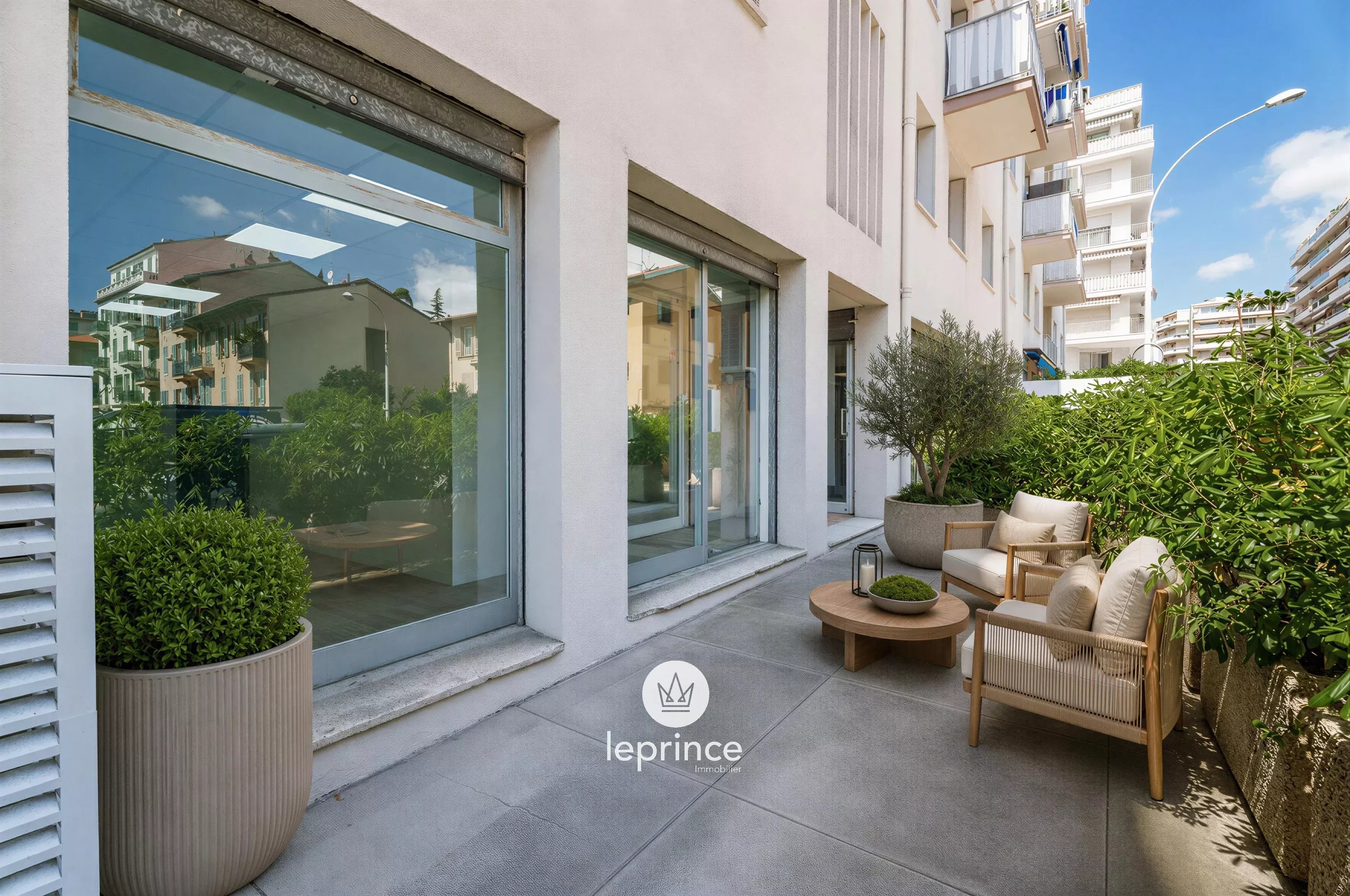 Agence immobilière de 
