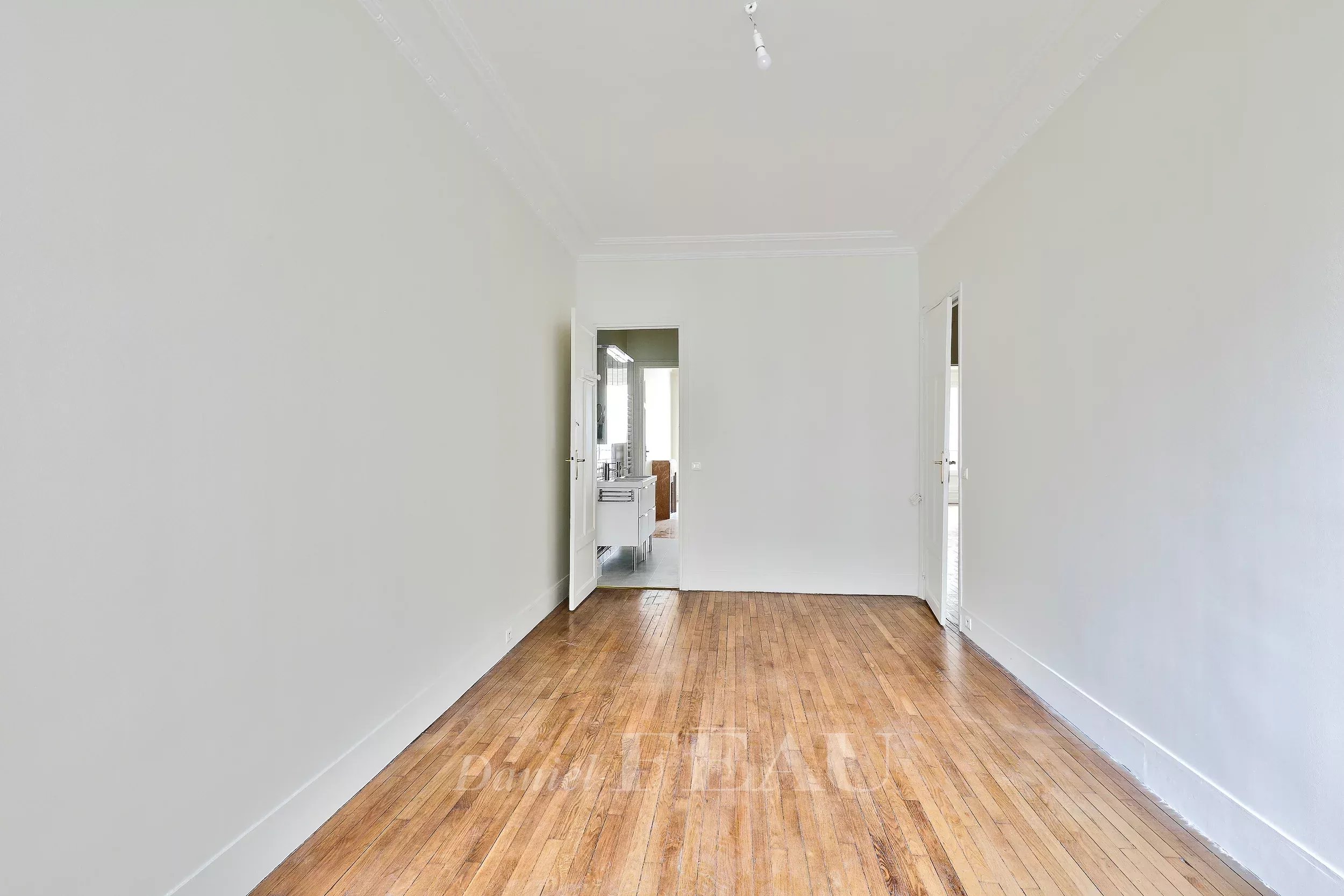 Rental Apartment Paris 17th